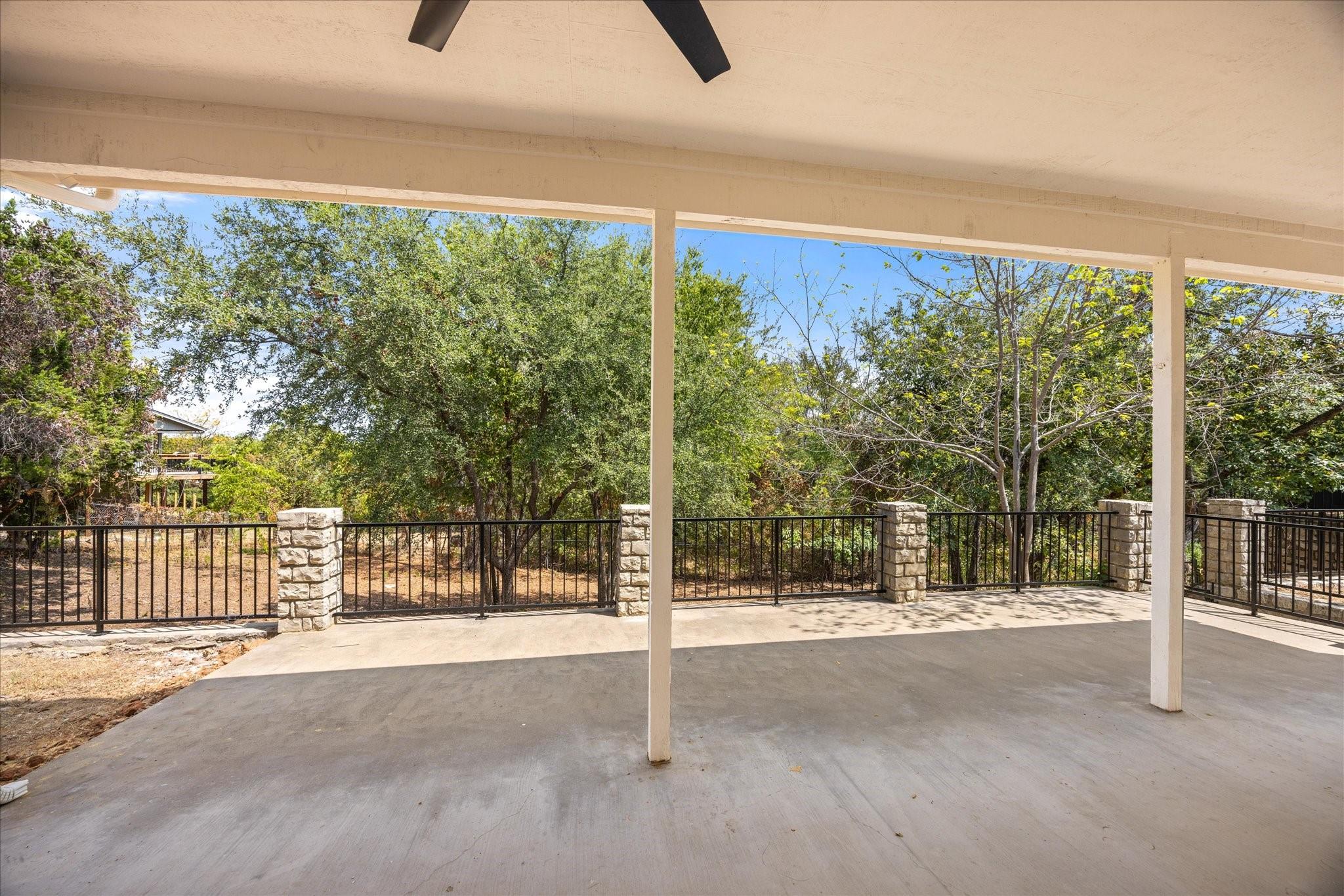 main property photo 23