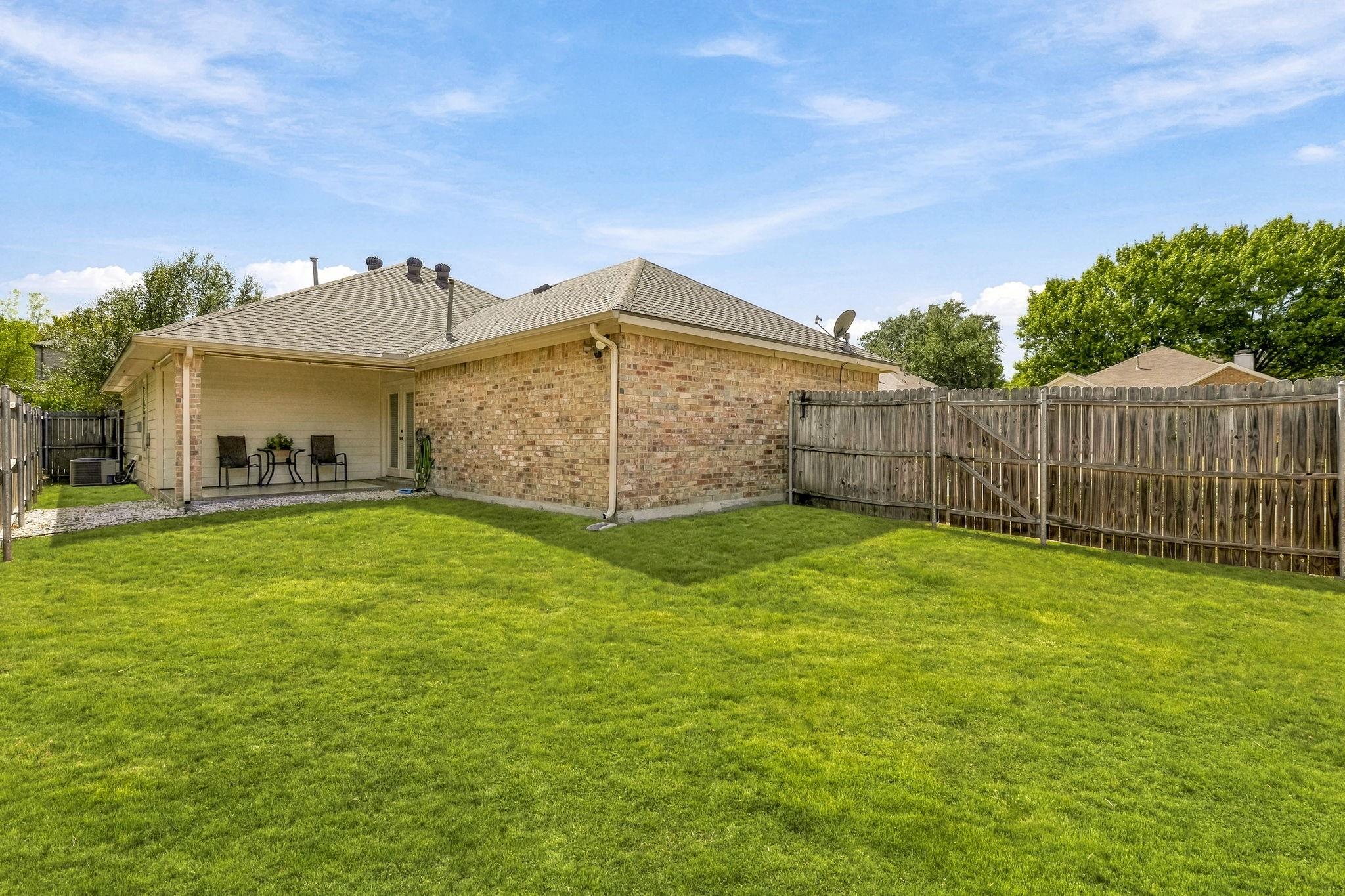 main property photo 26