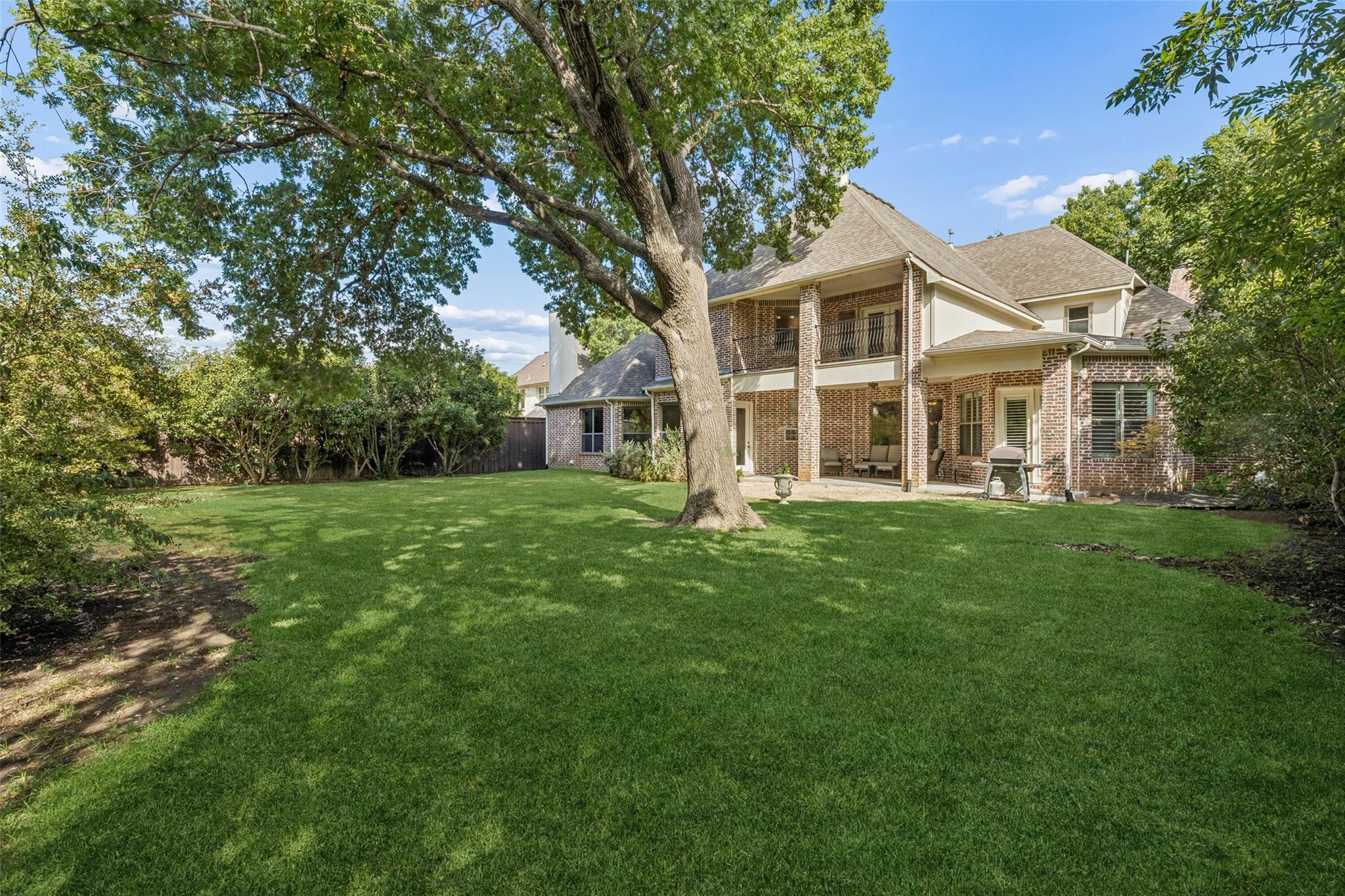 main property photo 34