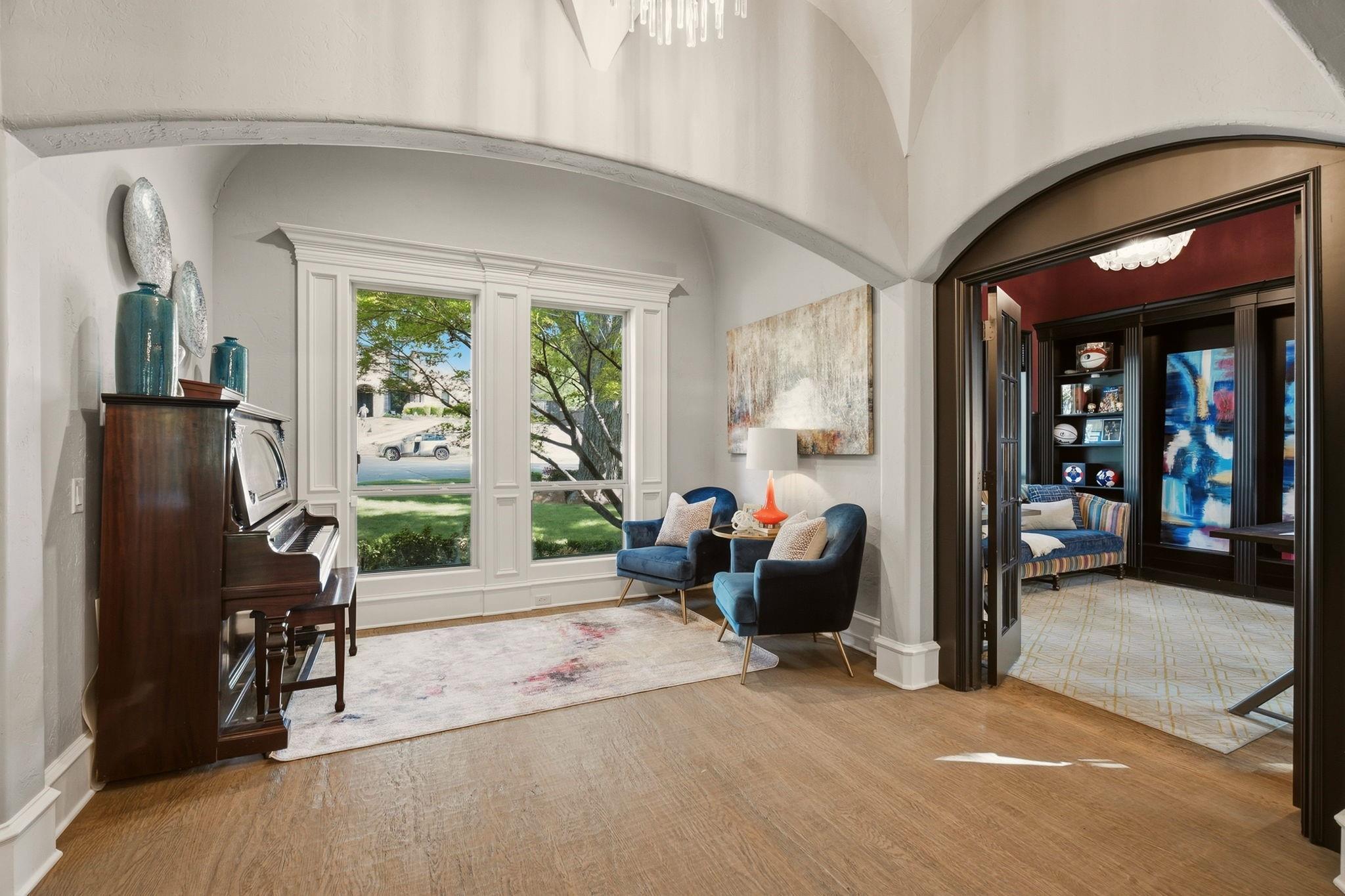 main property photo 4