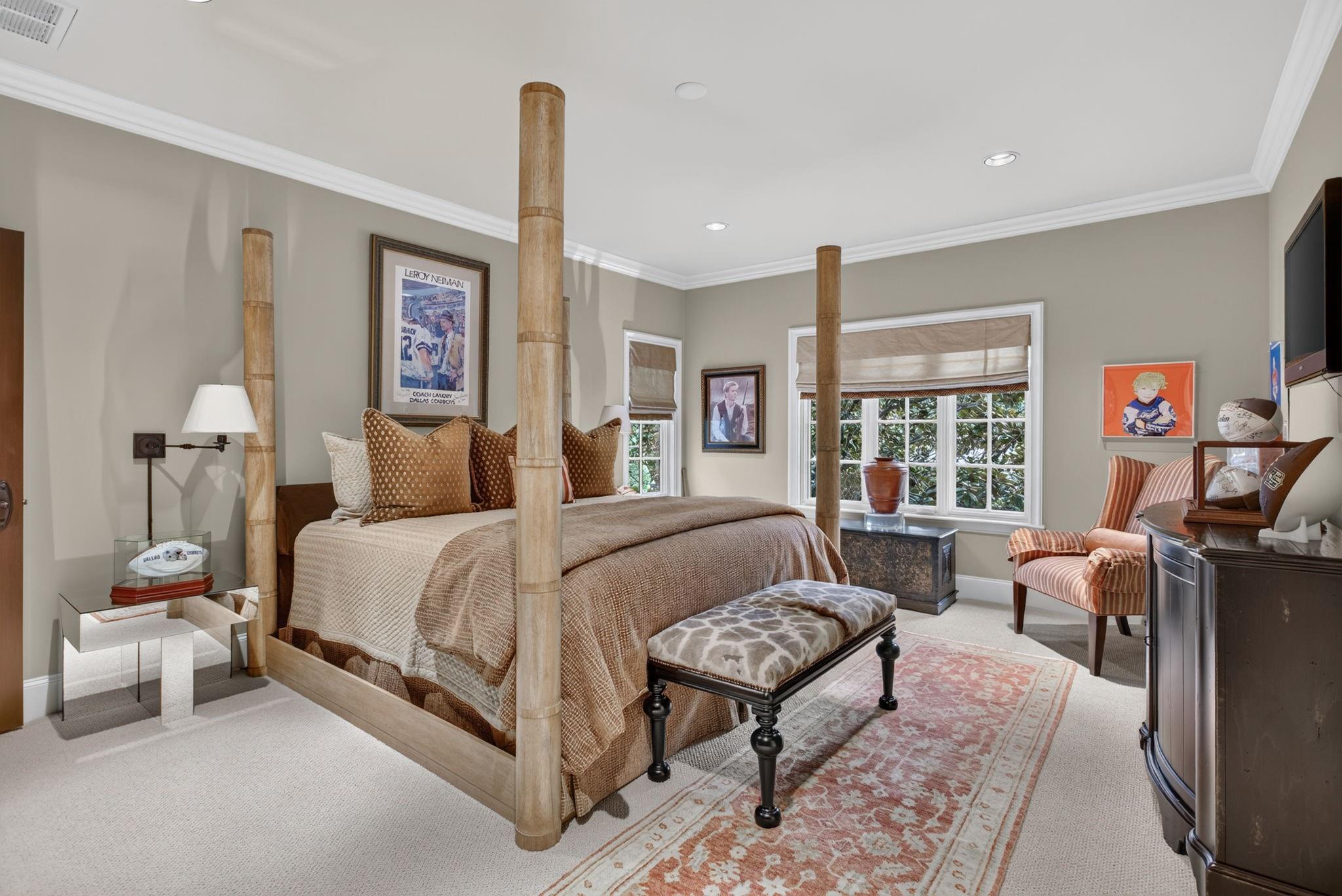 main property photo 21