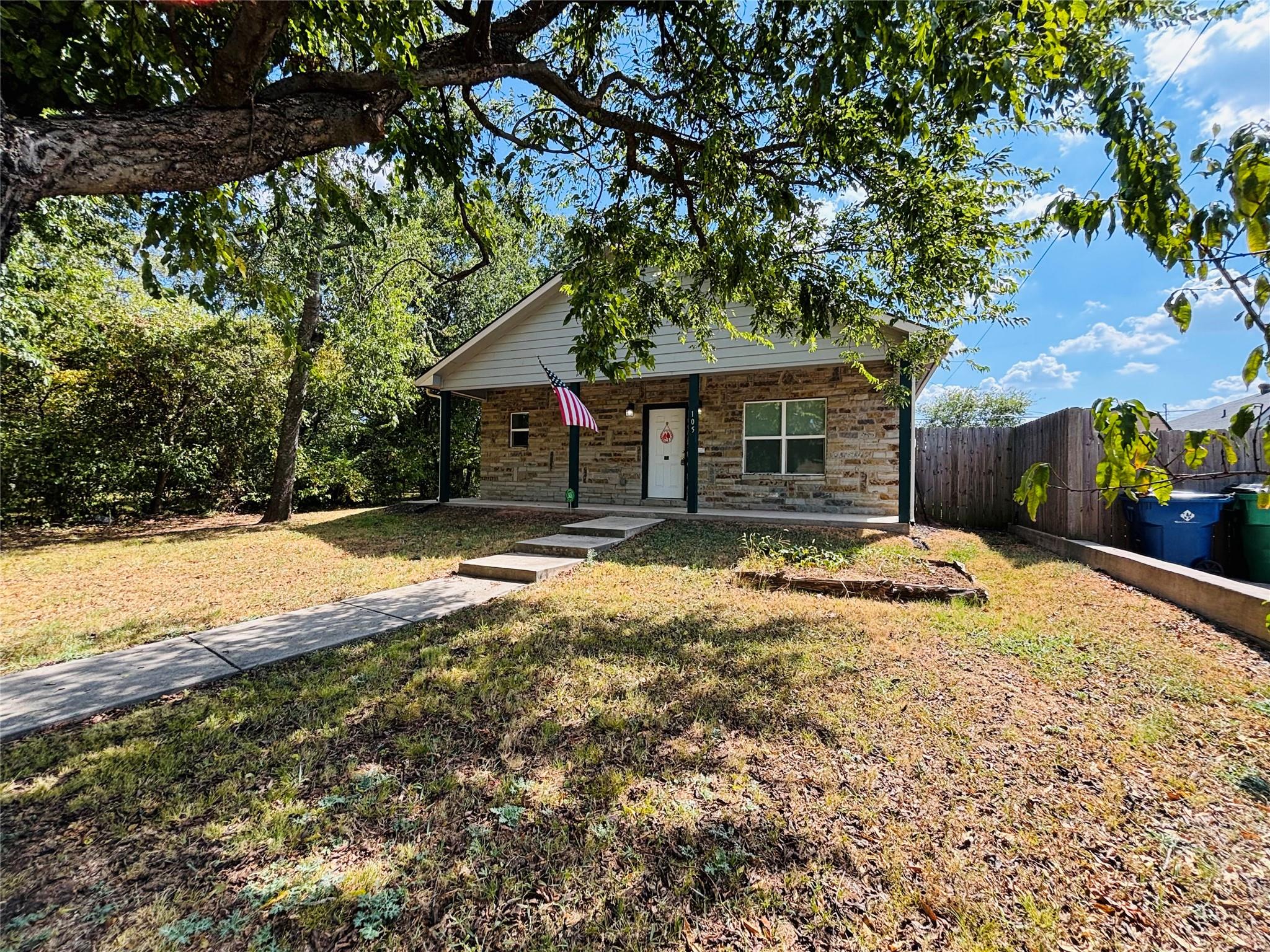 main property photo 2