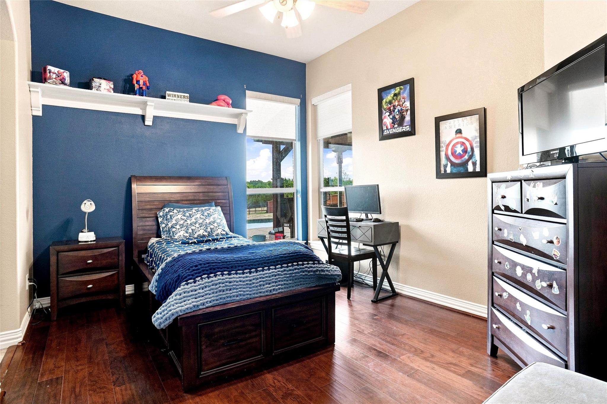 main property photo 17