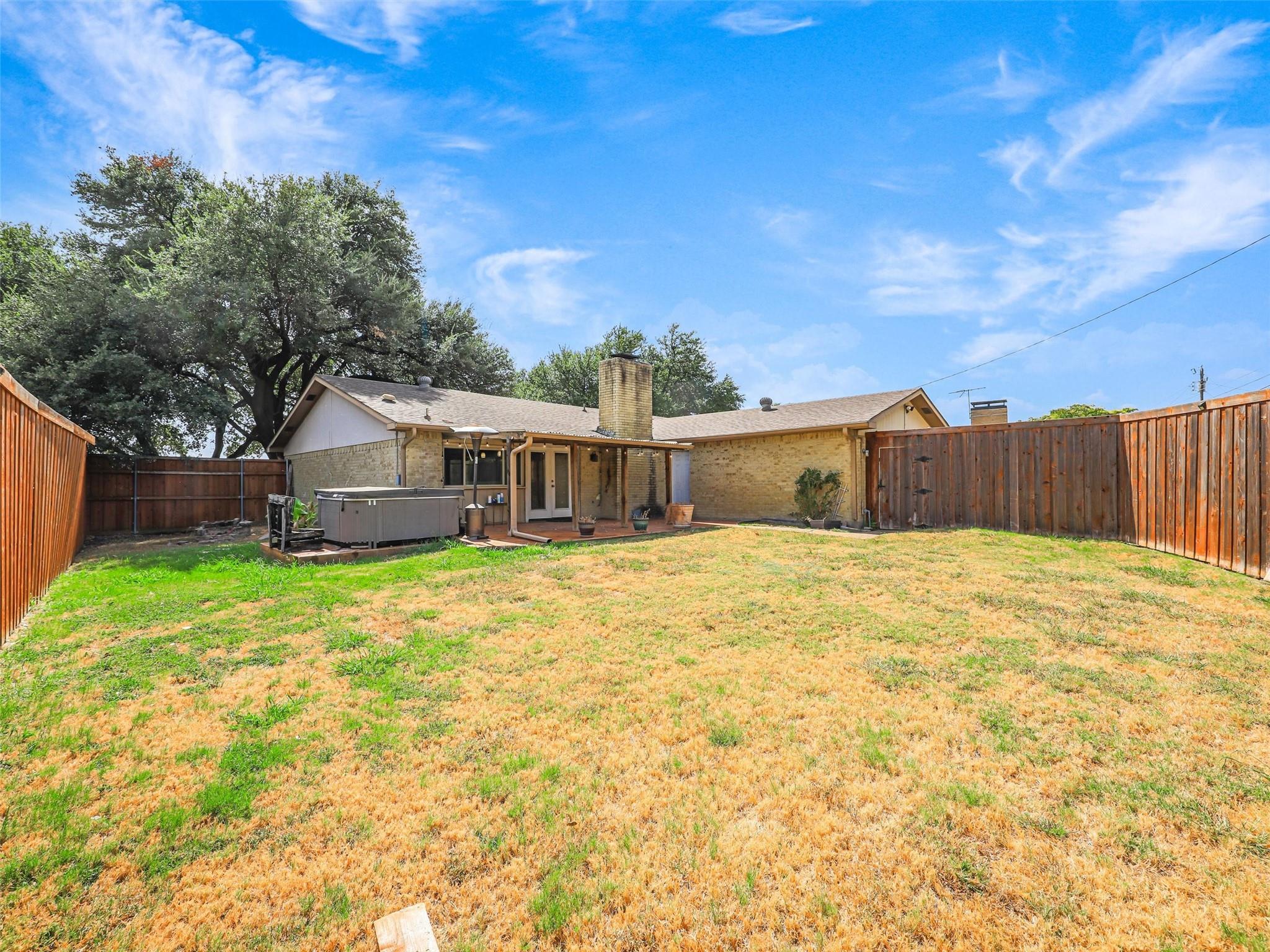 main property photo 23