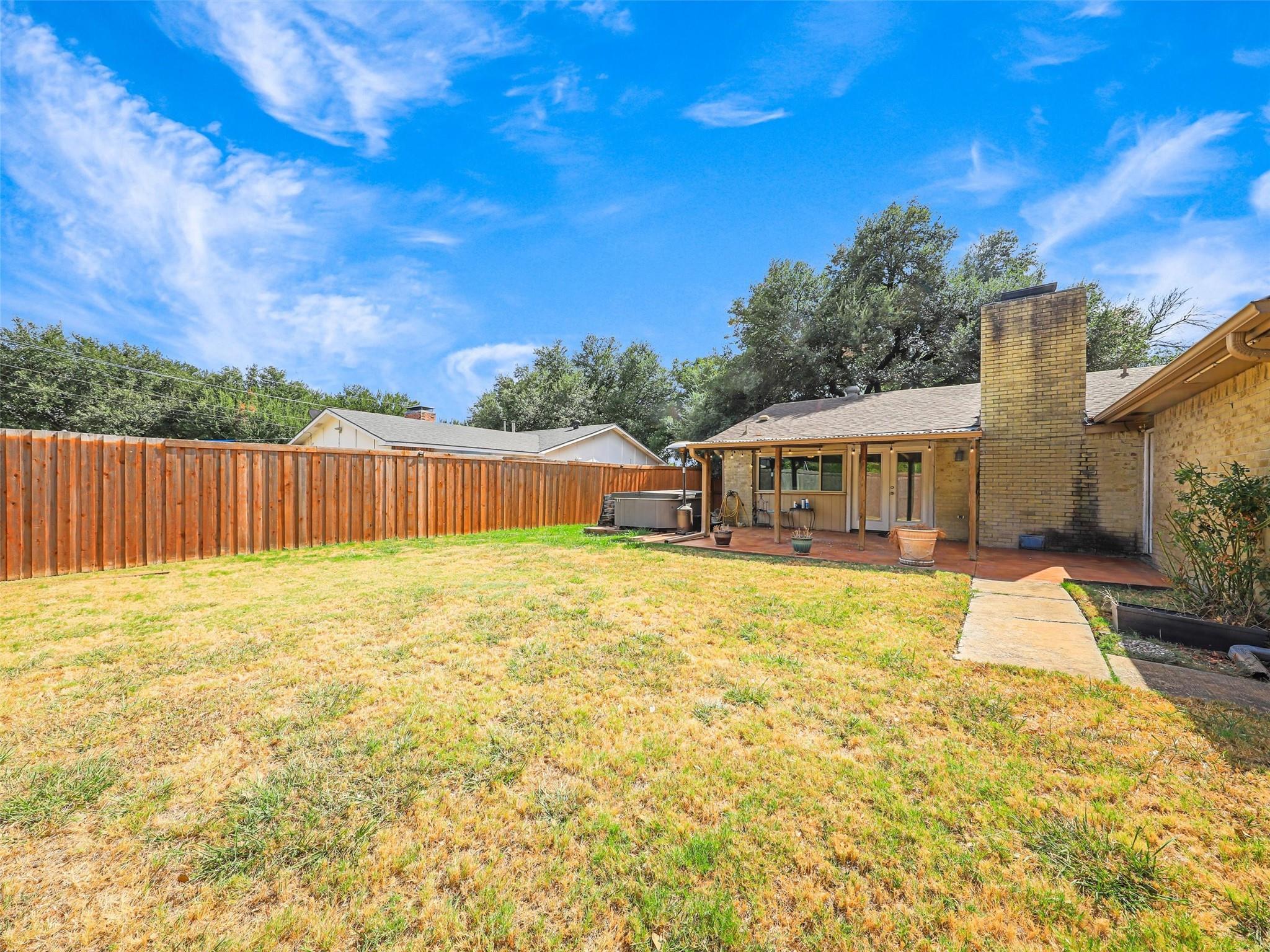 main property photo 24