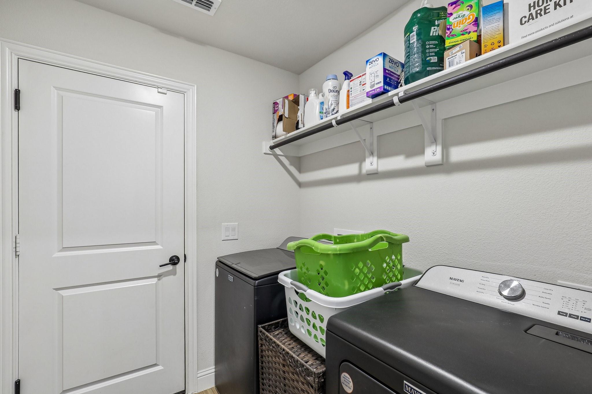main property photo 14
