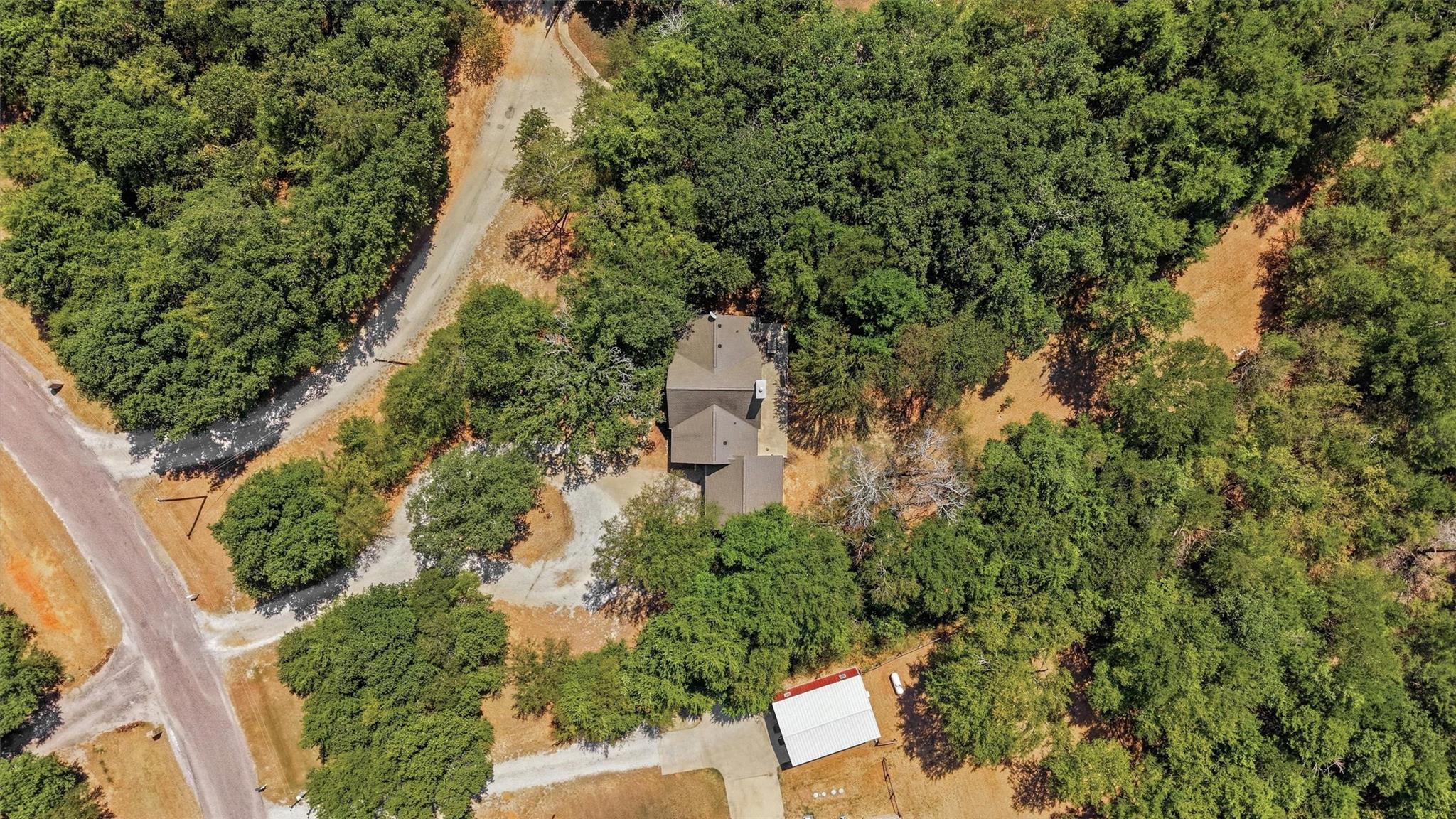 main property photo 32