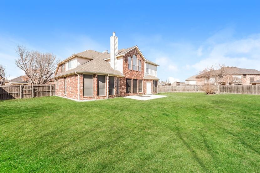 main property photo 18