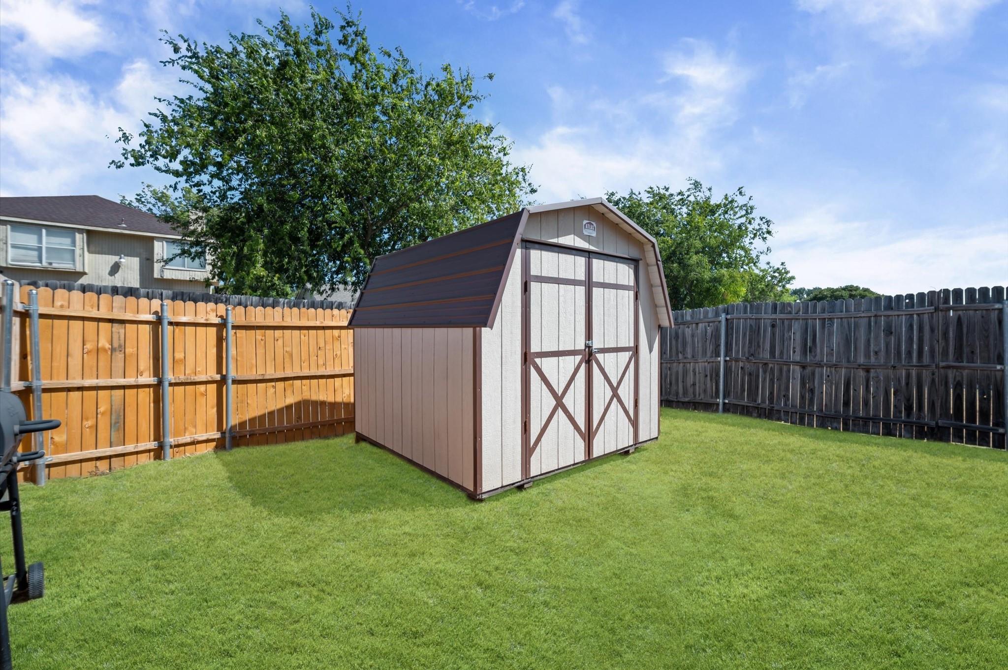 main property photo 24