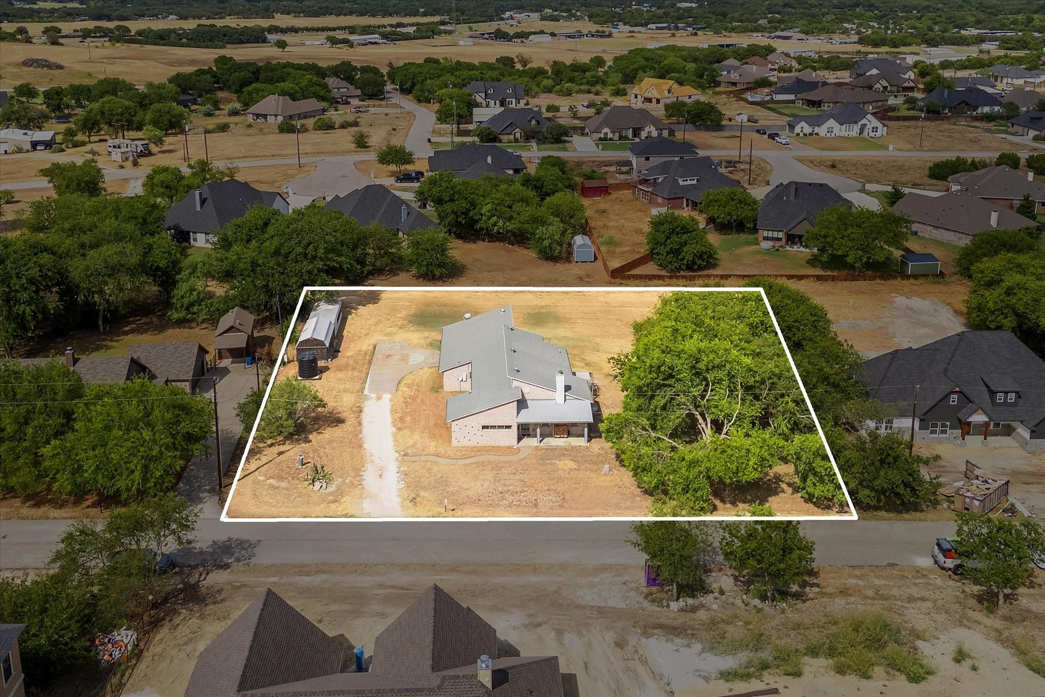 main property photo 5