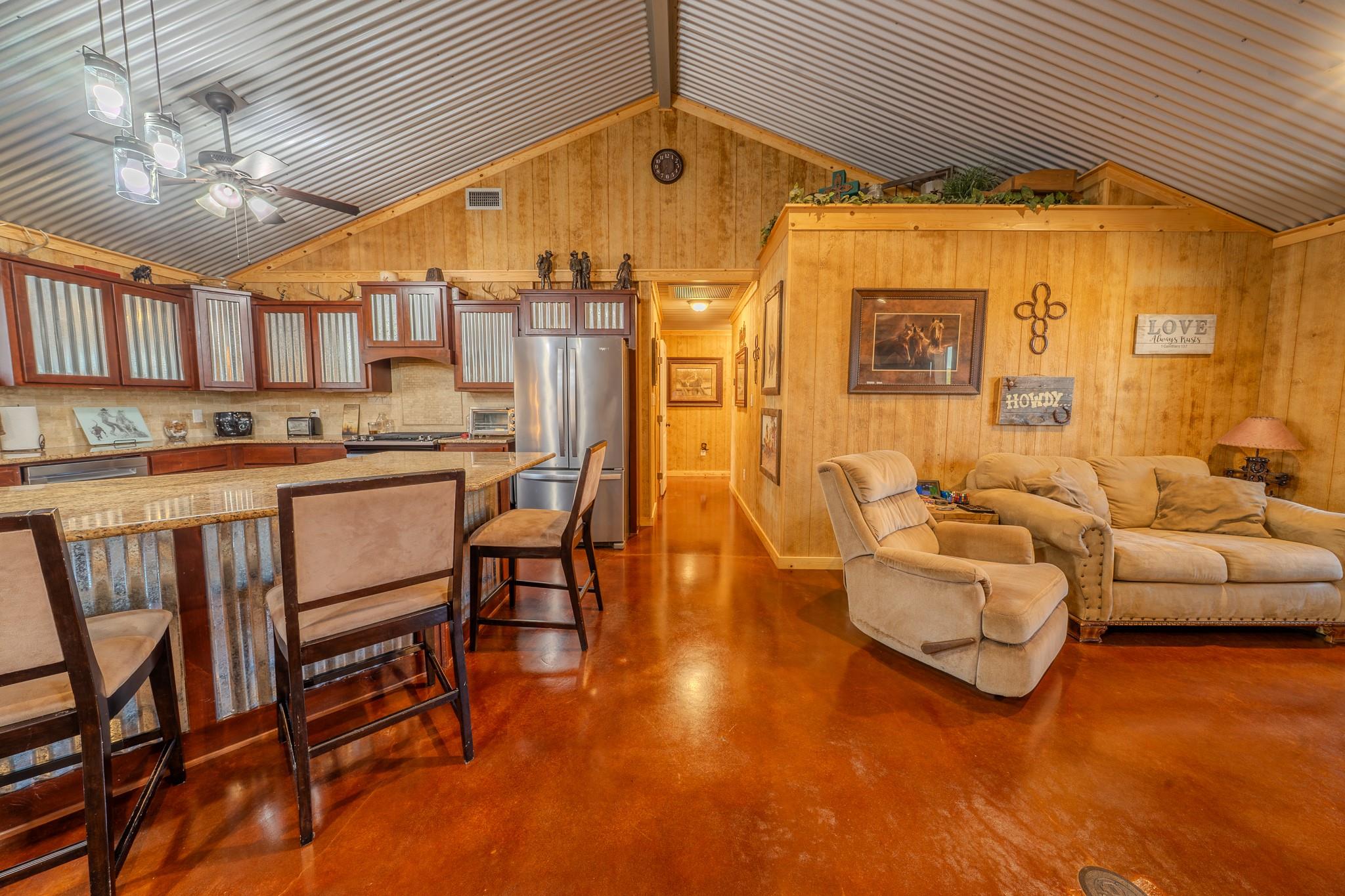 main property photo 17