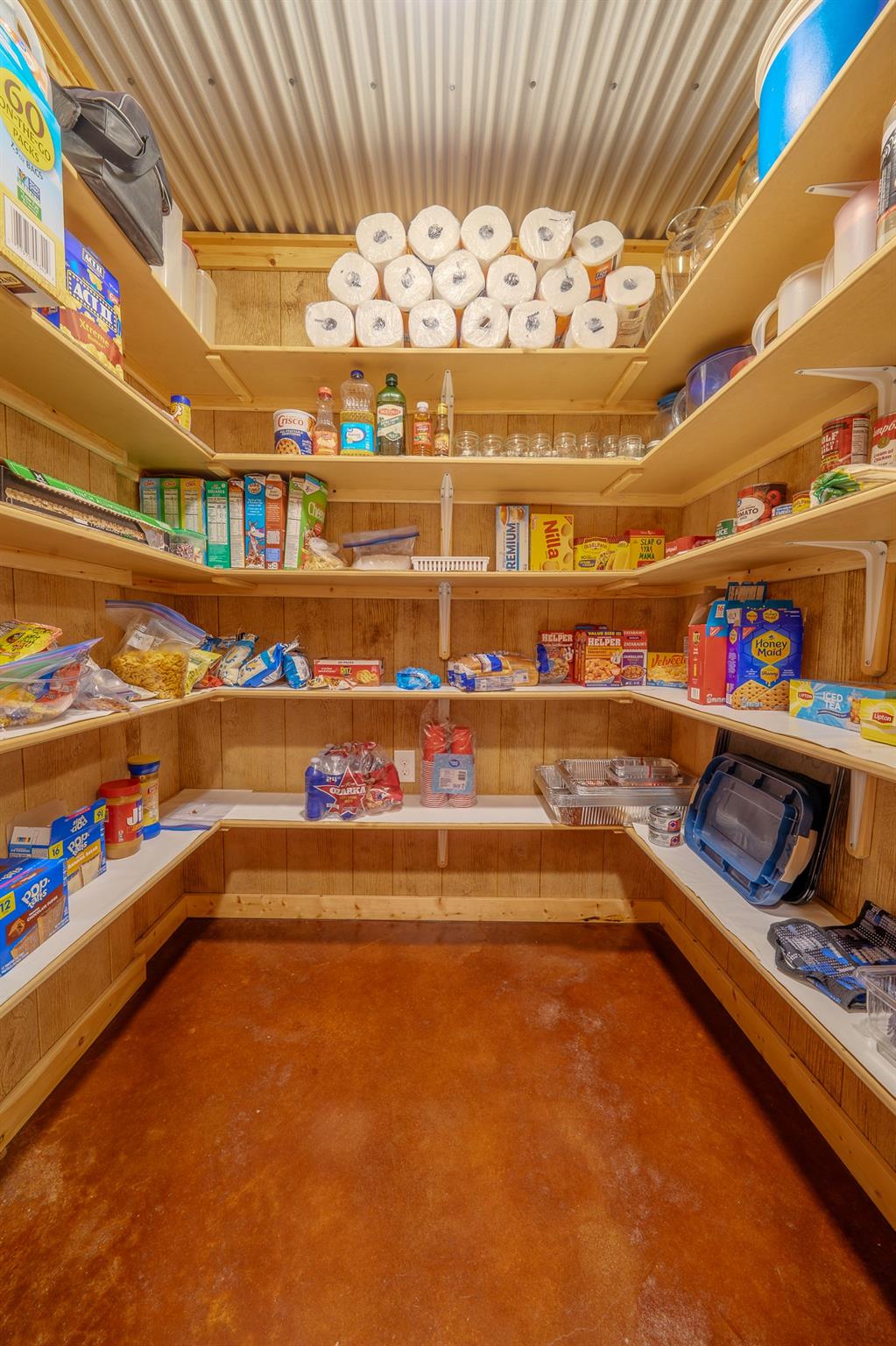 main property photo 18