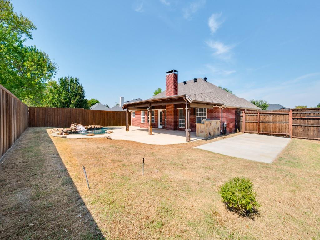 main property photo 22