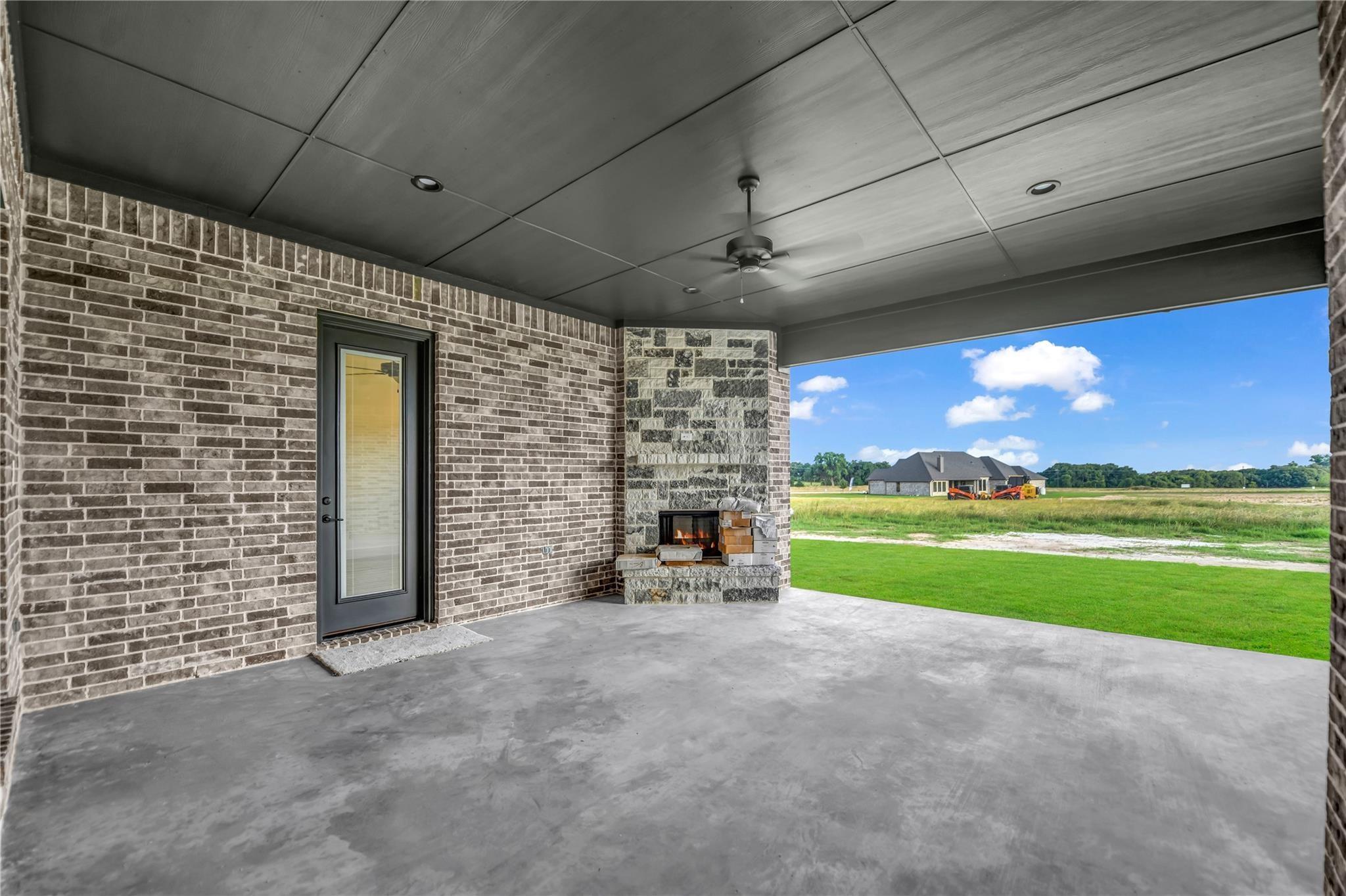 main property photo 34