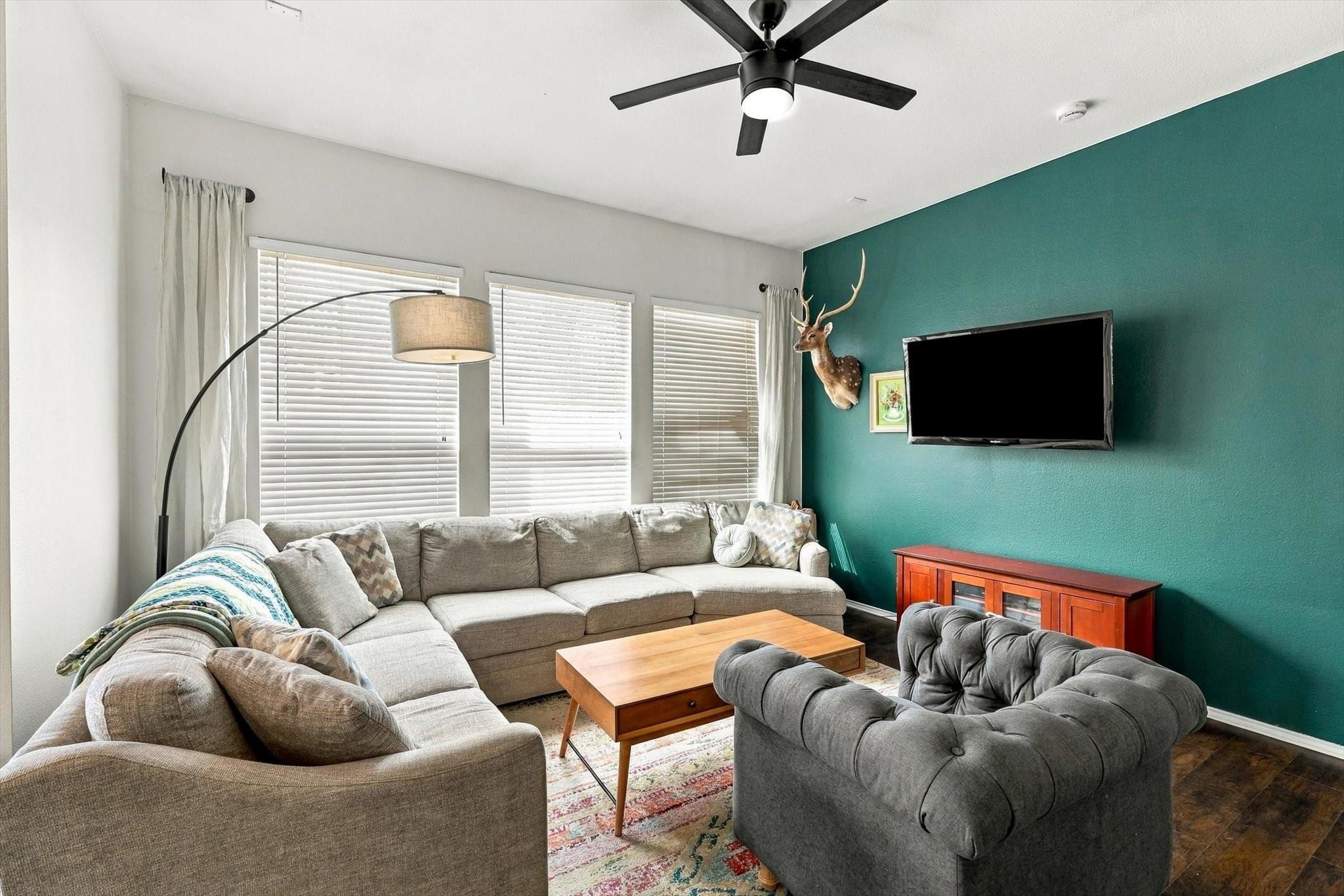 main property photo 9