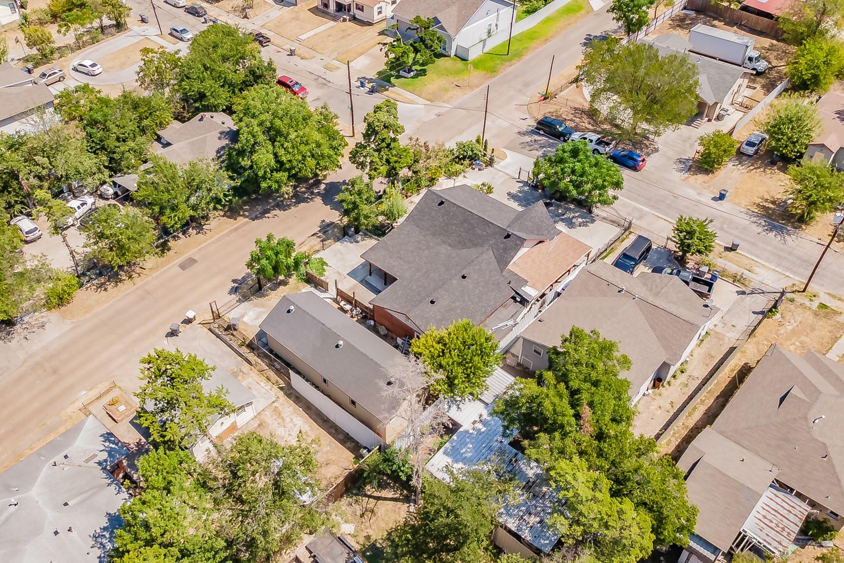 main property photo 37