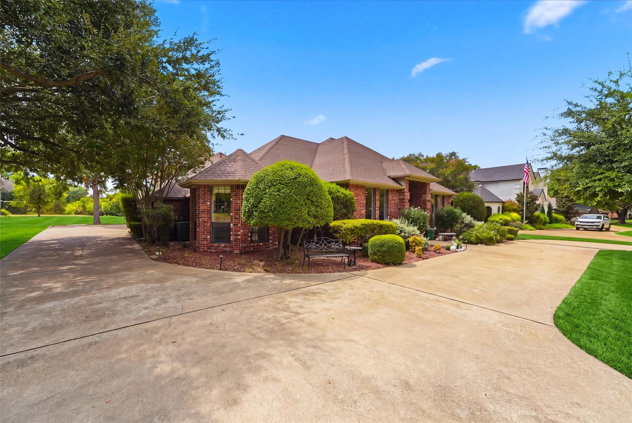 main property photo 5