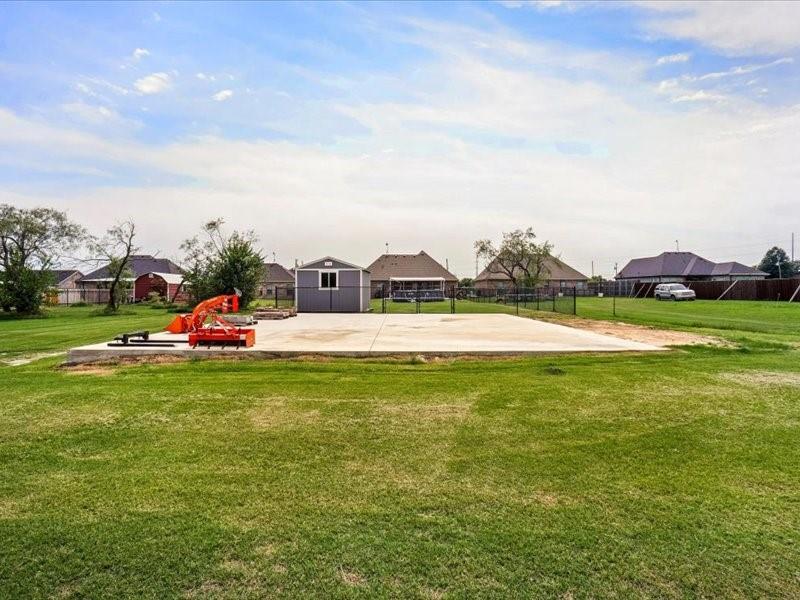 main property photo 26