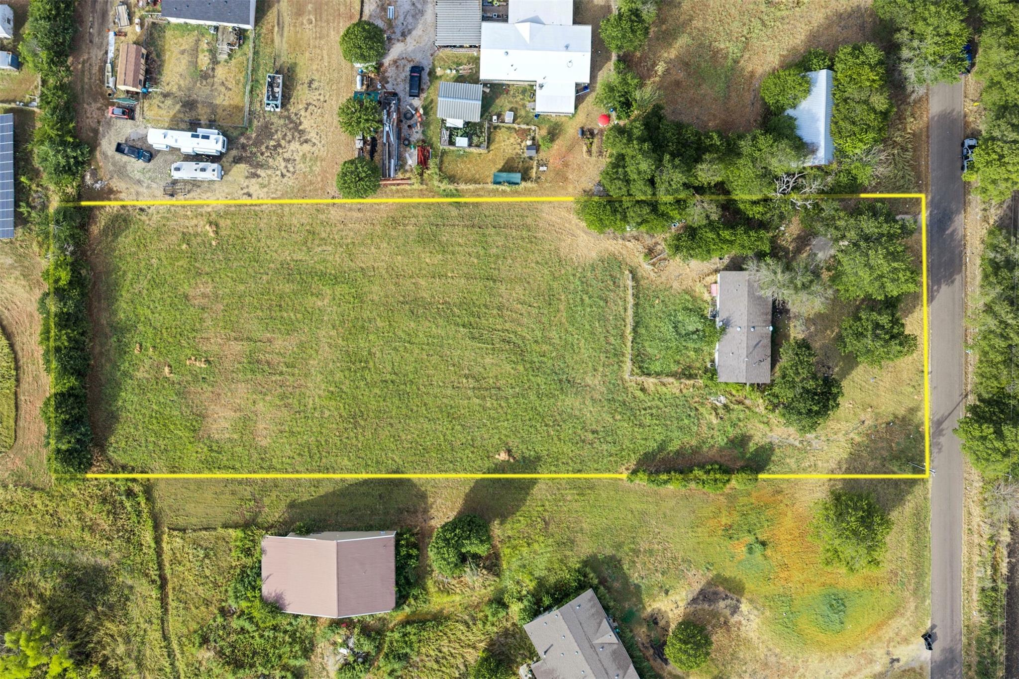 main property photo 18