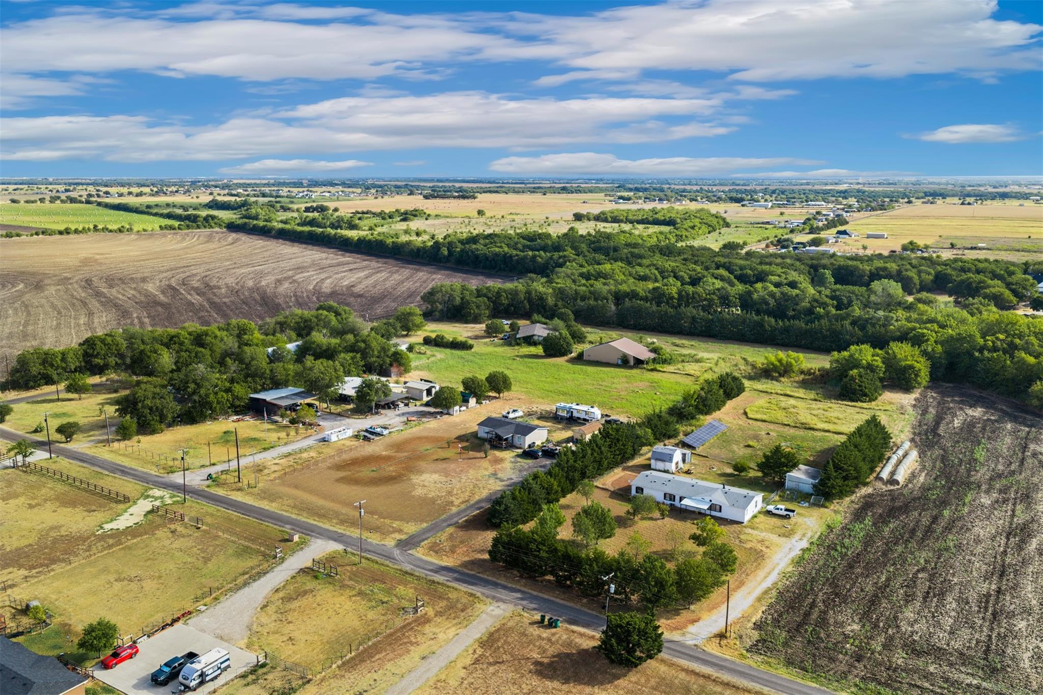 main property photo 23