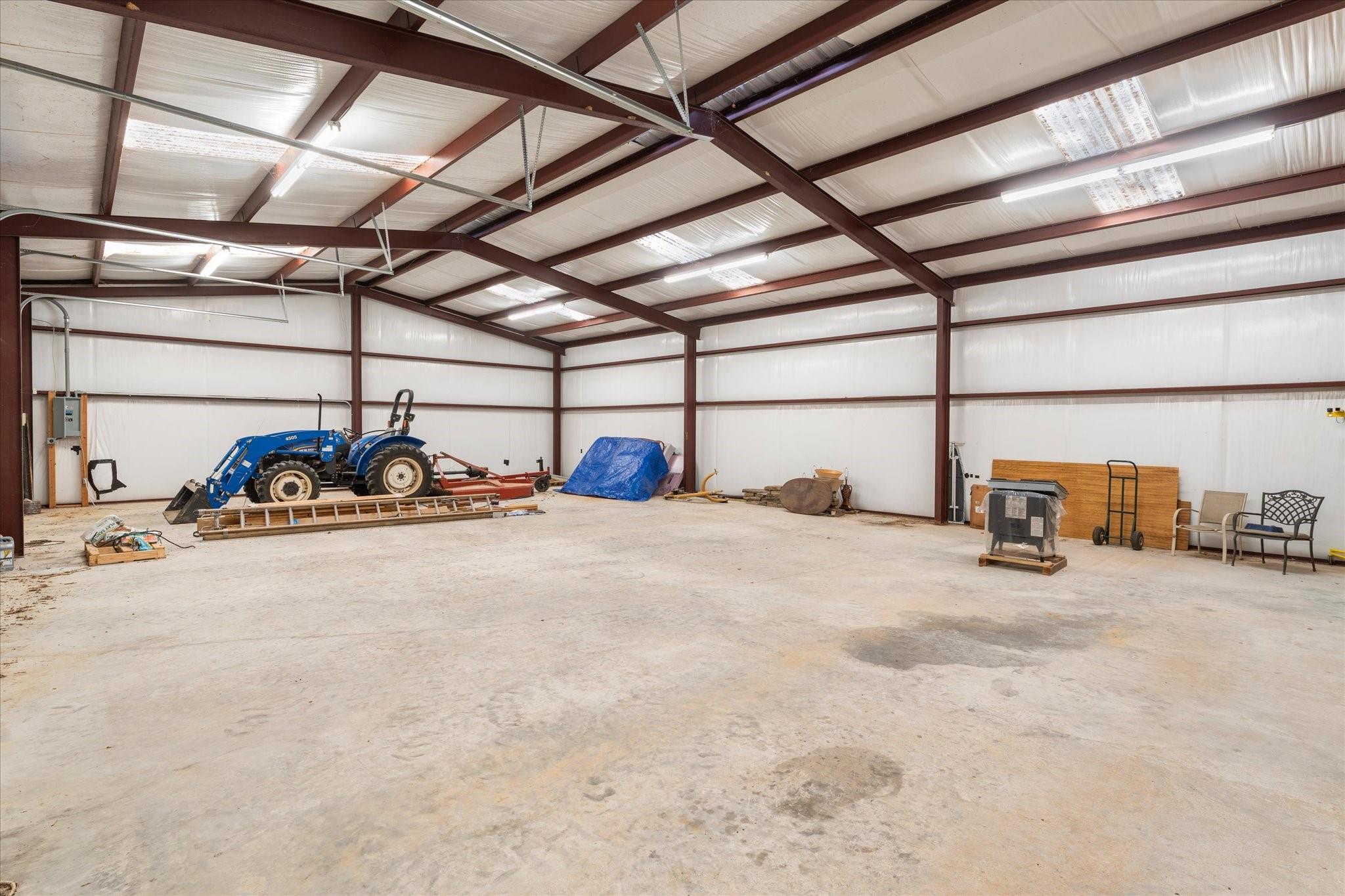 main property photo 19