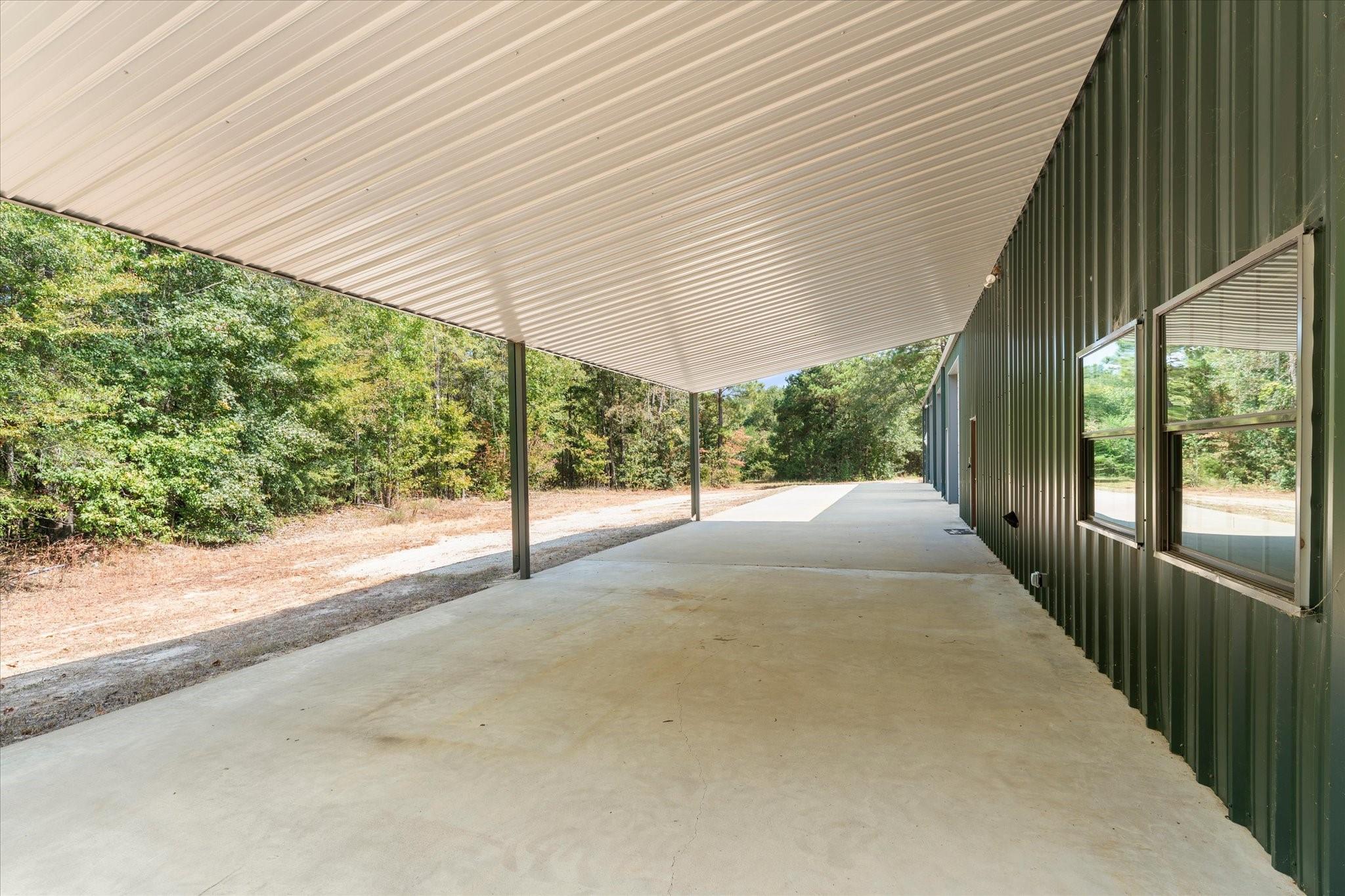 main property photo 24