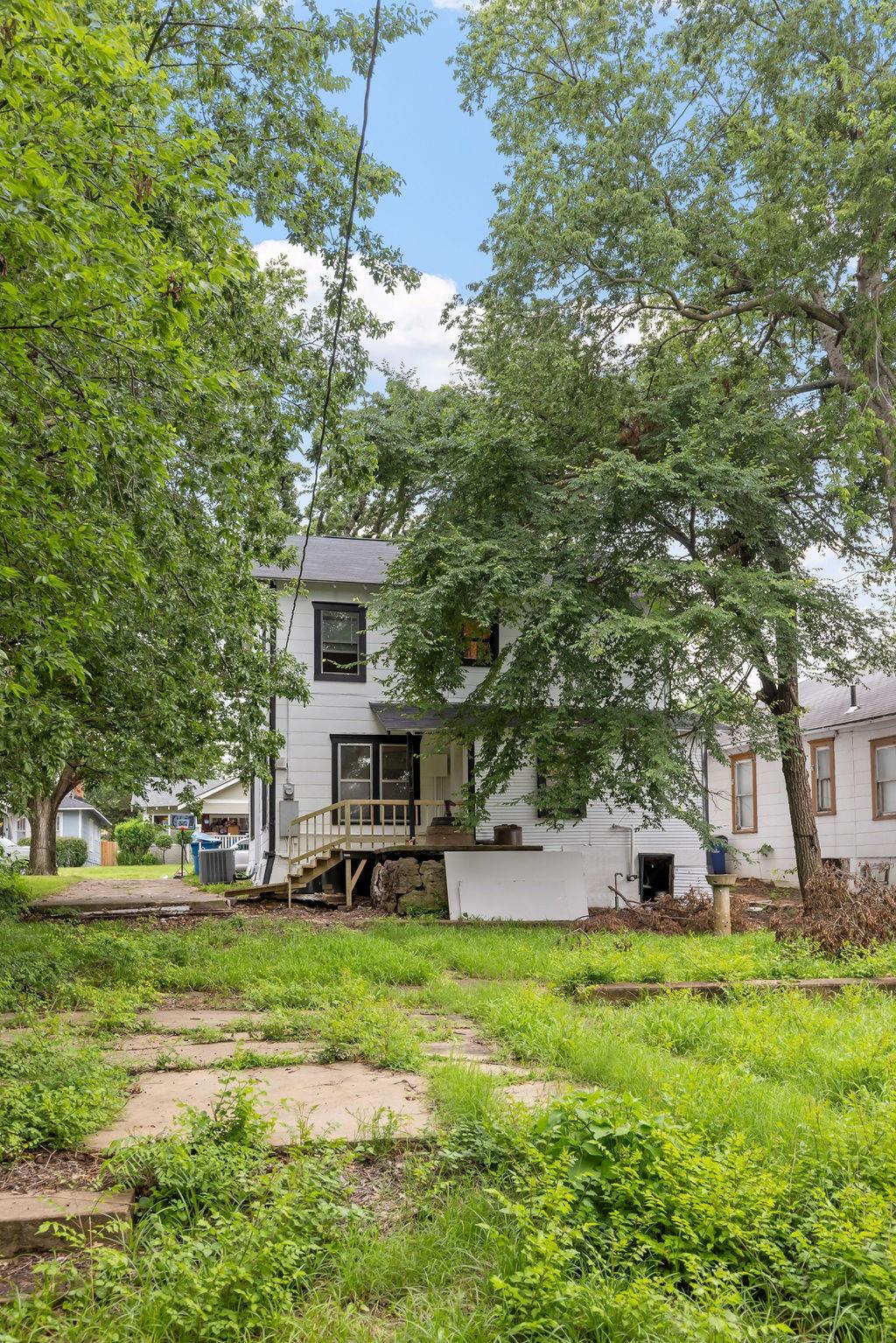 main property photo 5