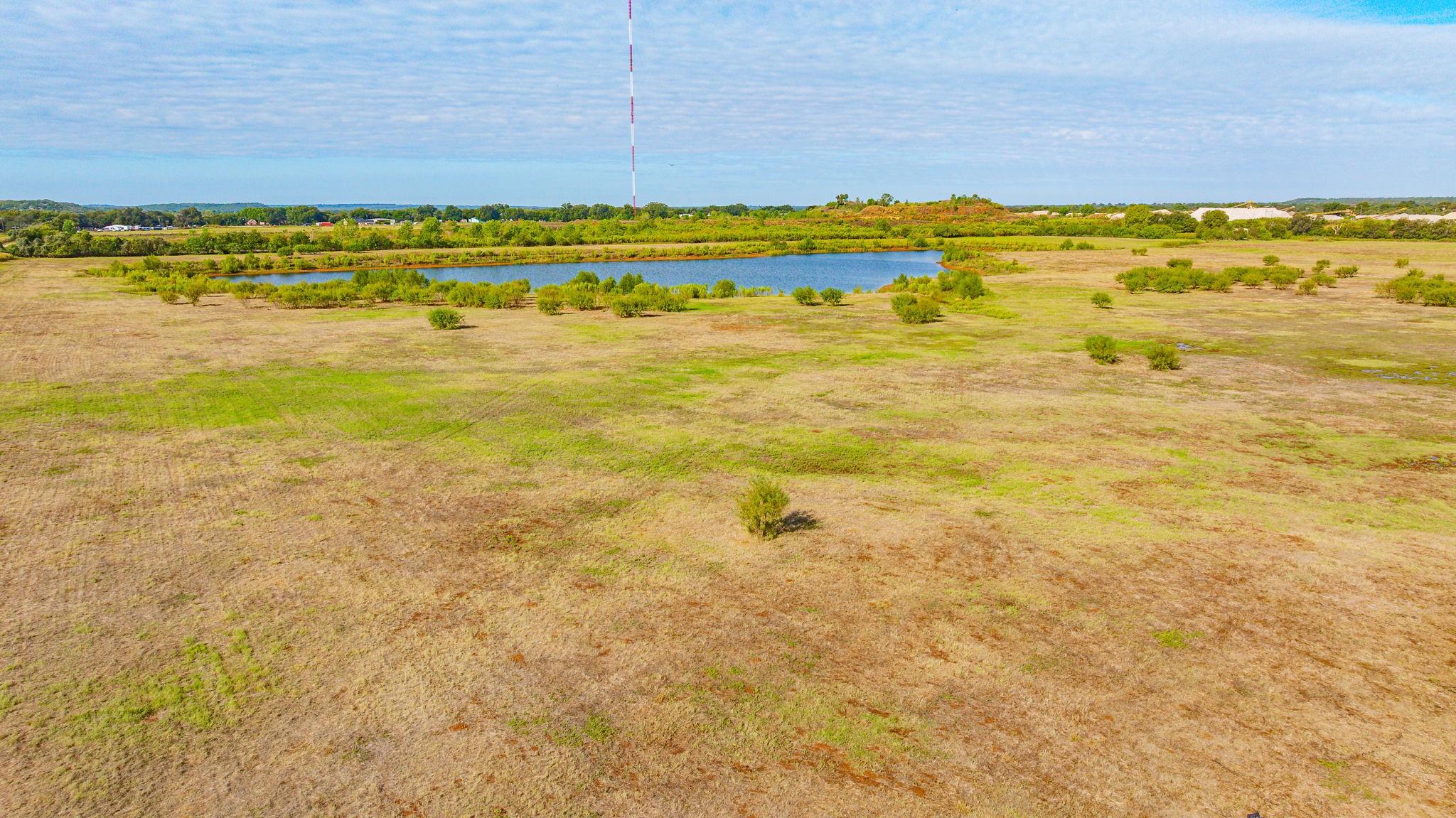 main property photo 31