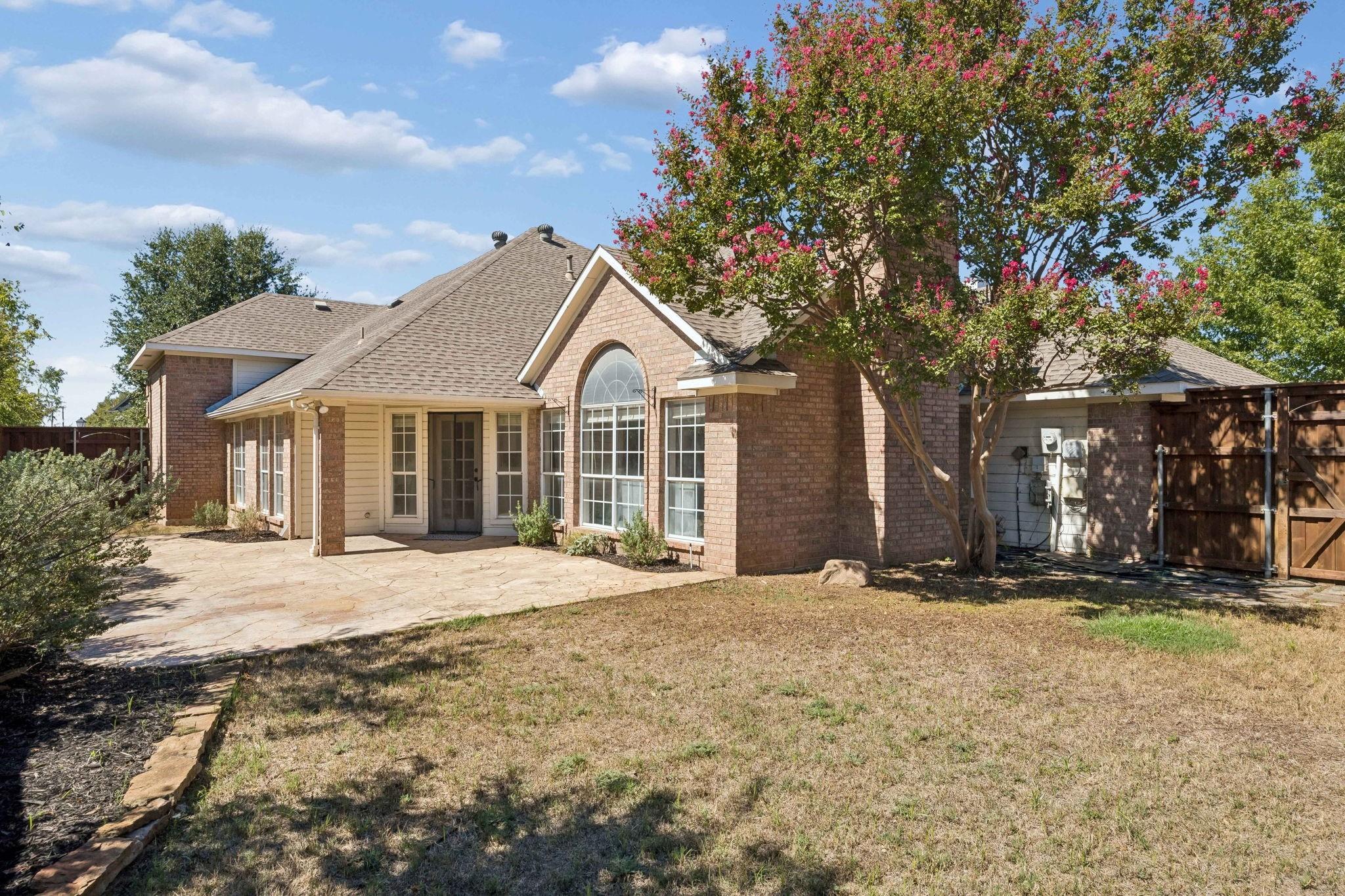main property photo 33