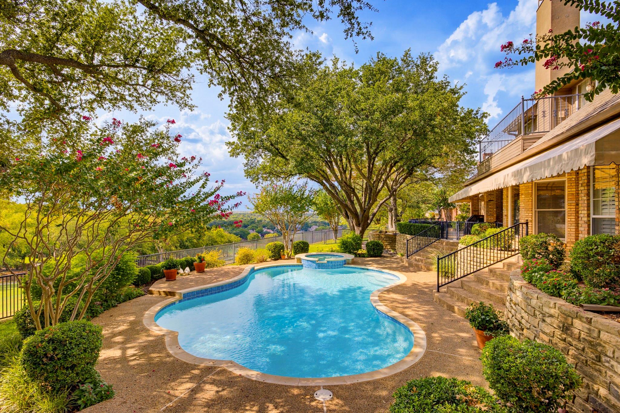 main property photo 34