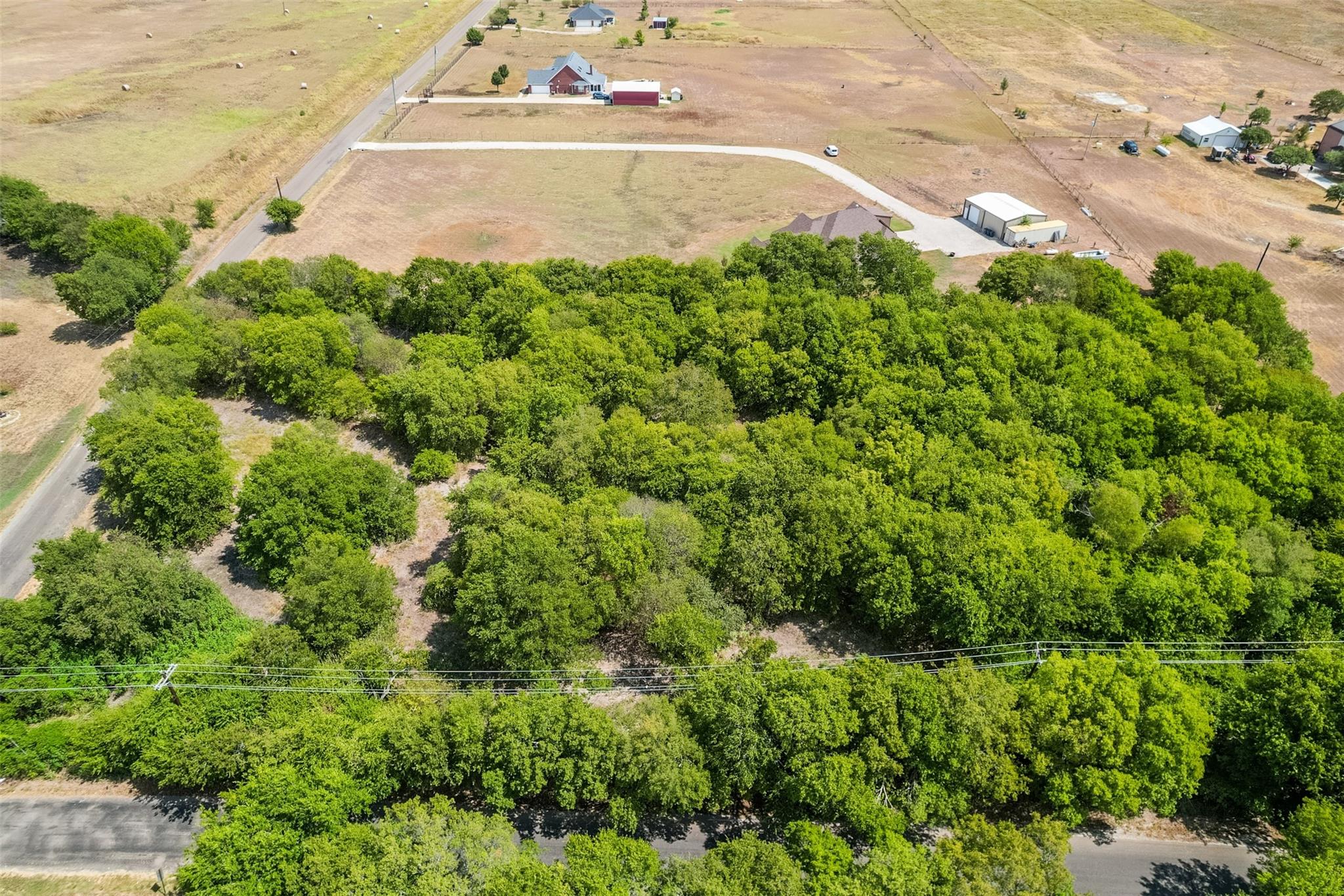 main property photo 36