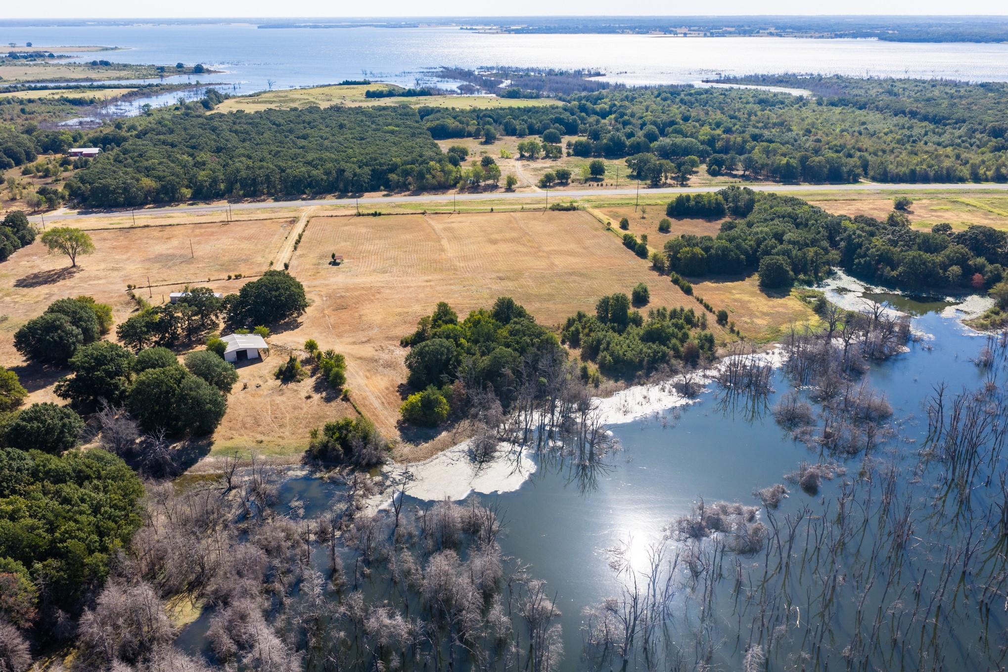 main property photo 14