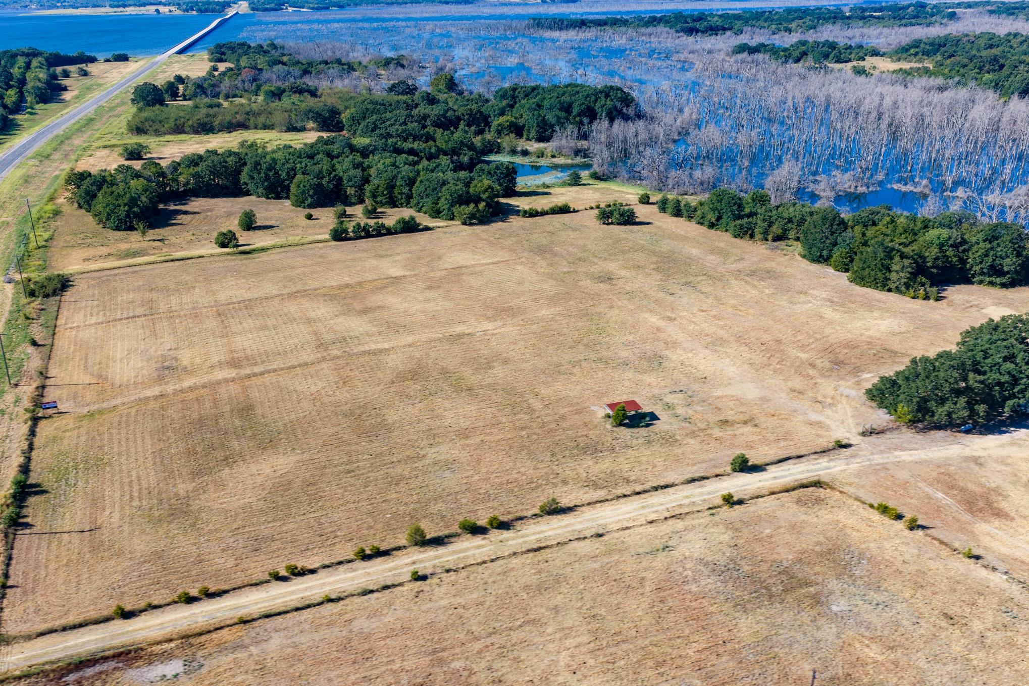 main property photo 21