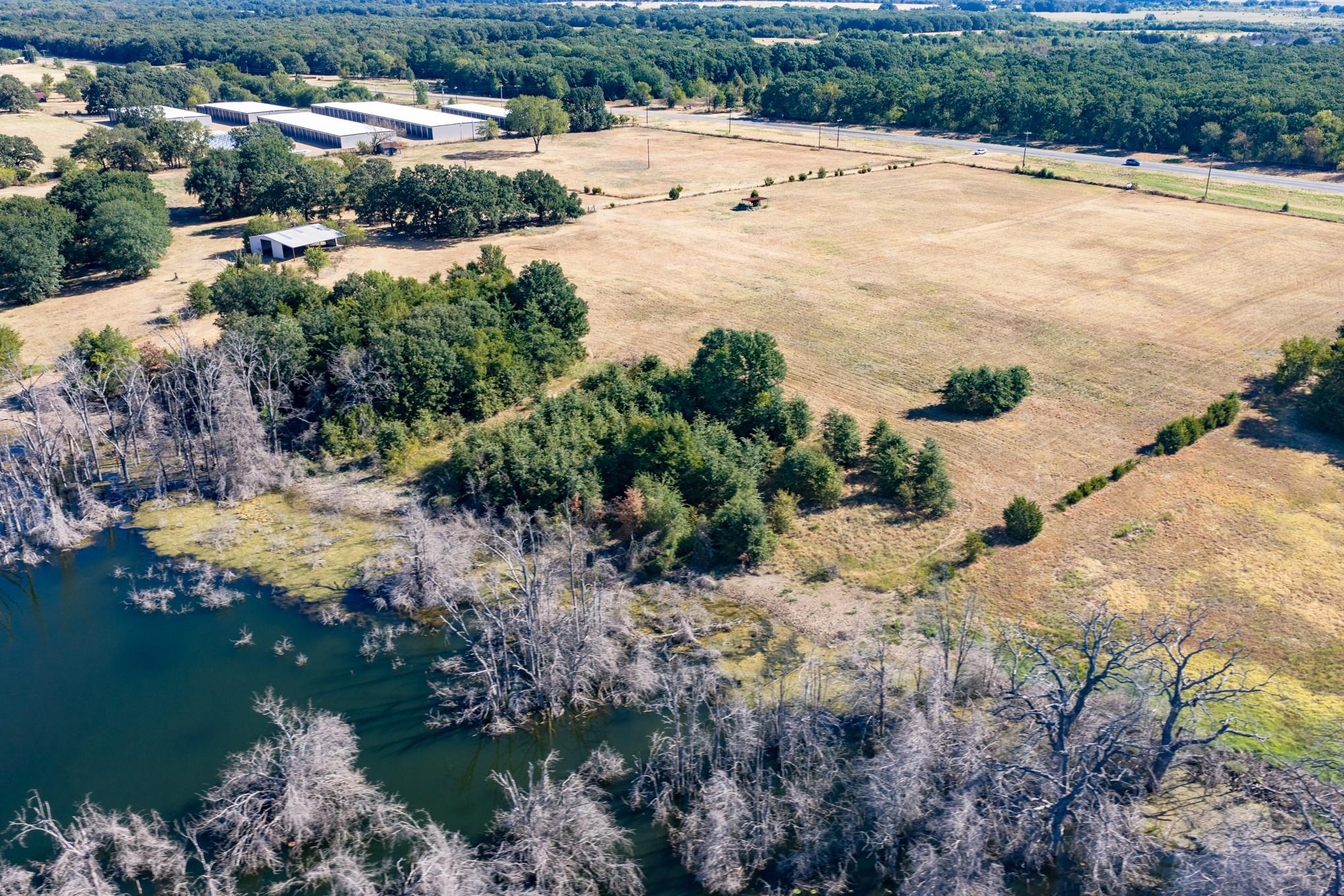 main property photo 27