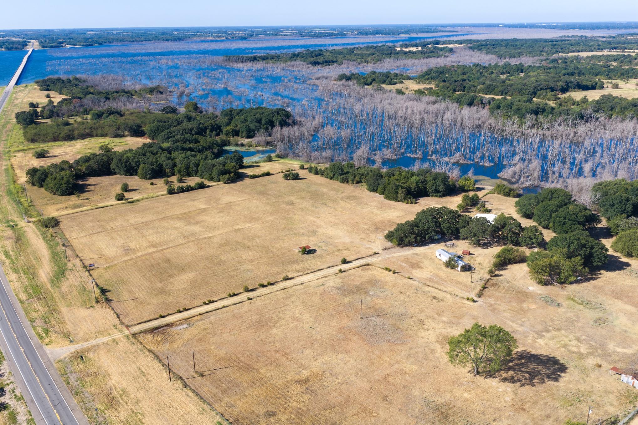 main property photo 7