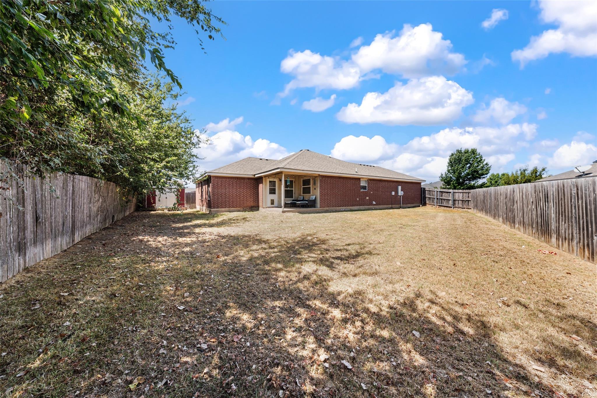 main property photo 15