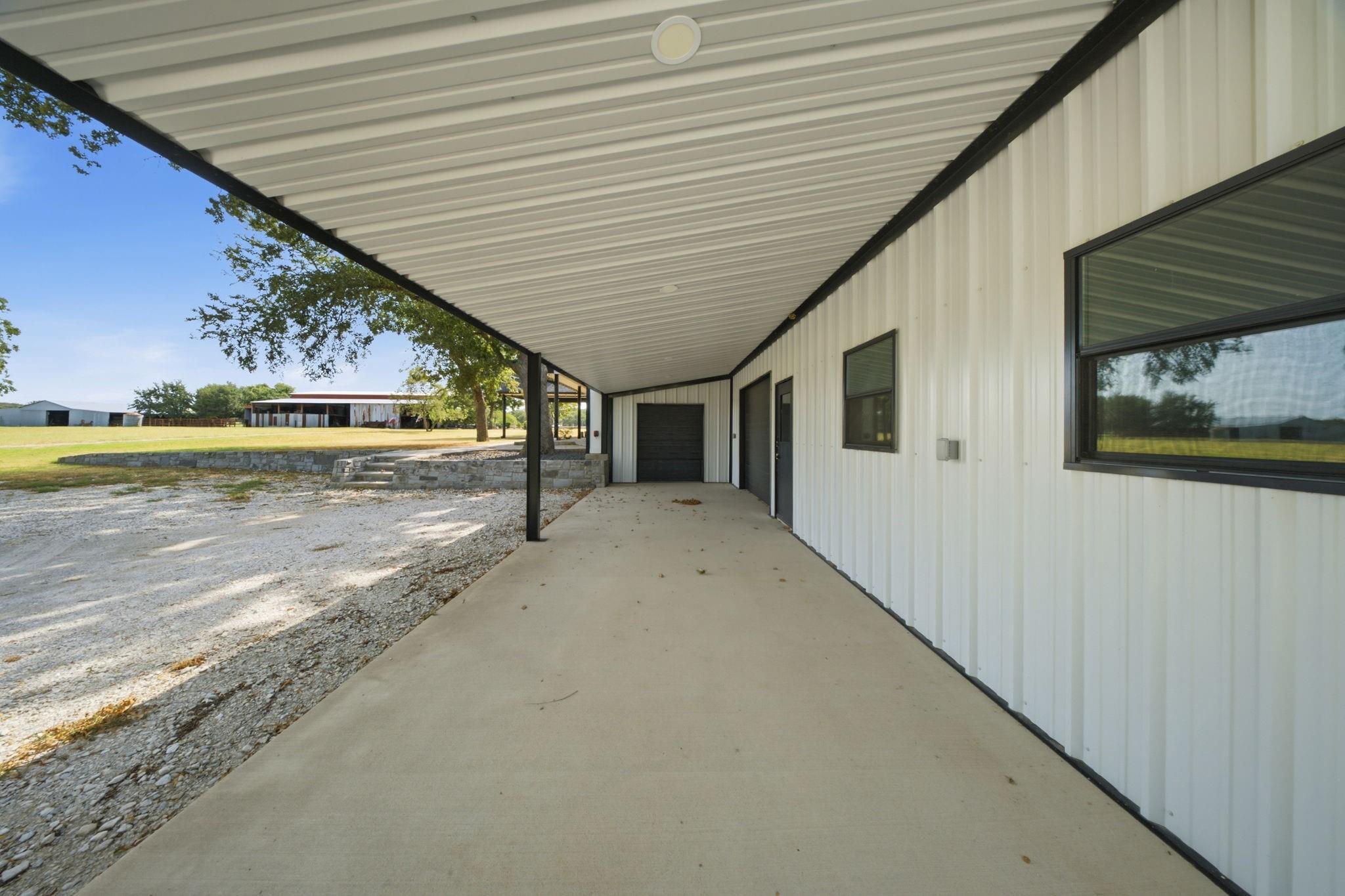main property photo 34