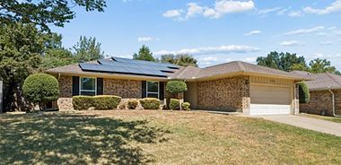 image of property with 4 Bed | 3 Bath | 2,131 Sqft