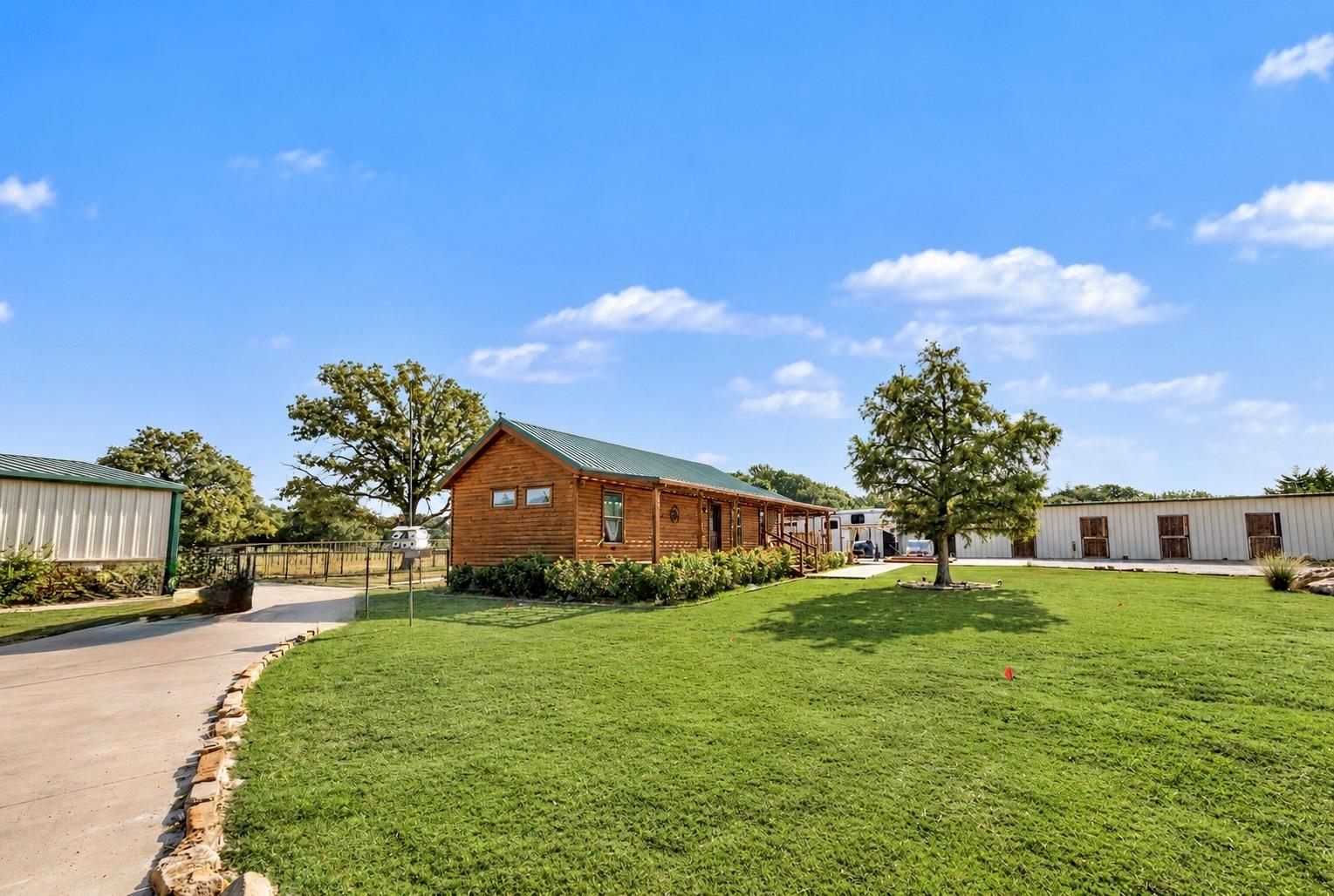 main property photo 27