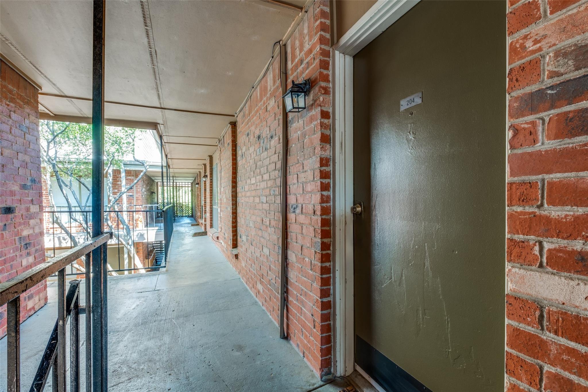 main property photo 20