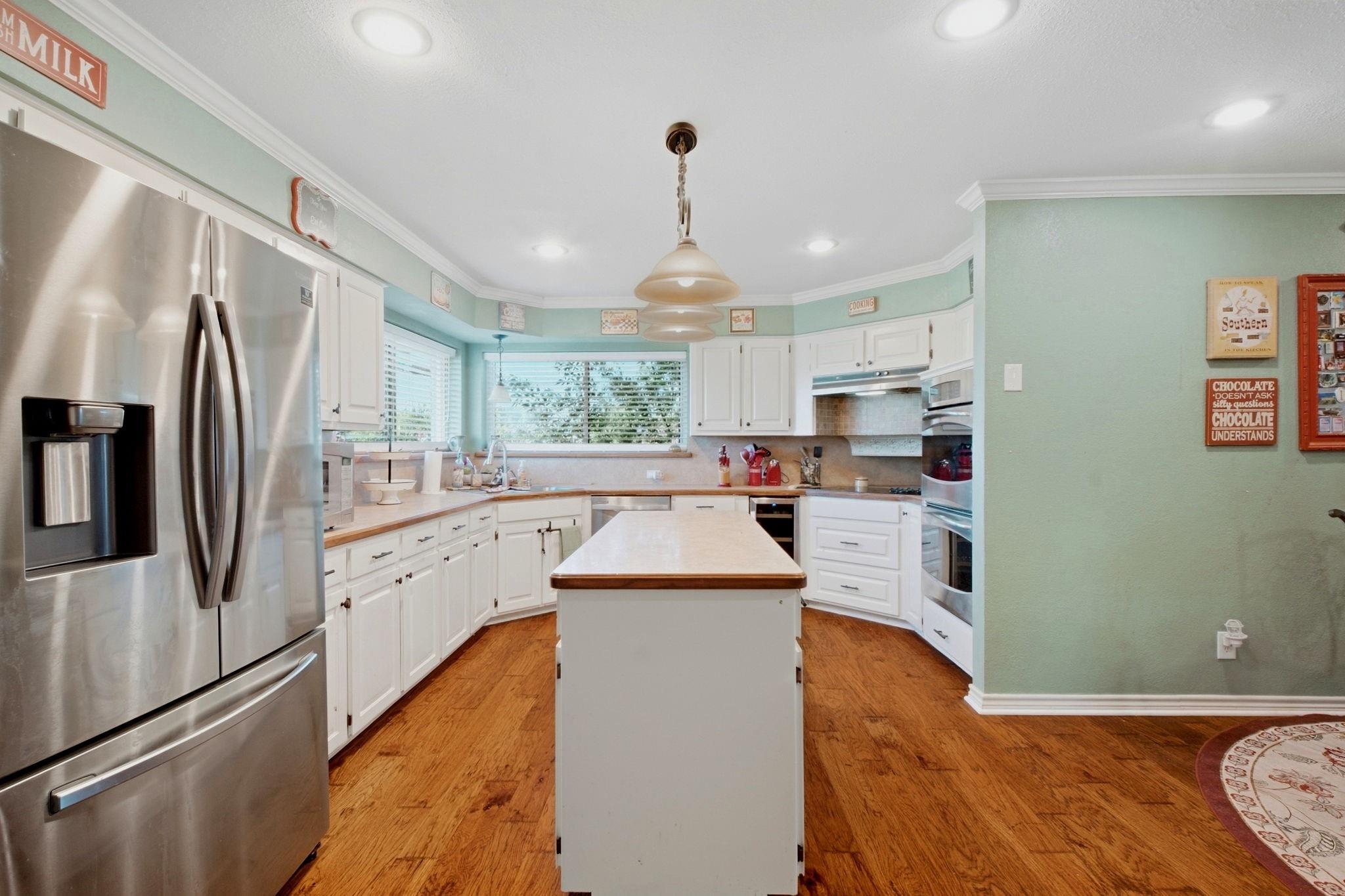 main property photo 4