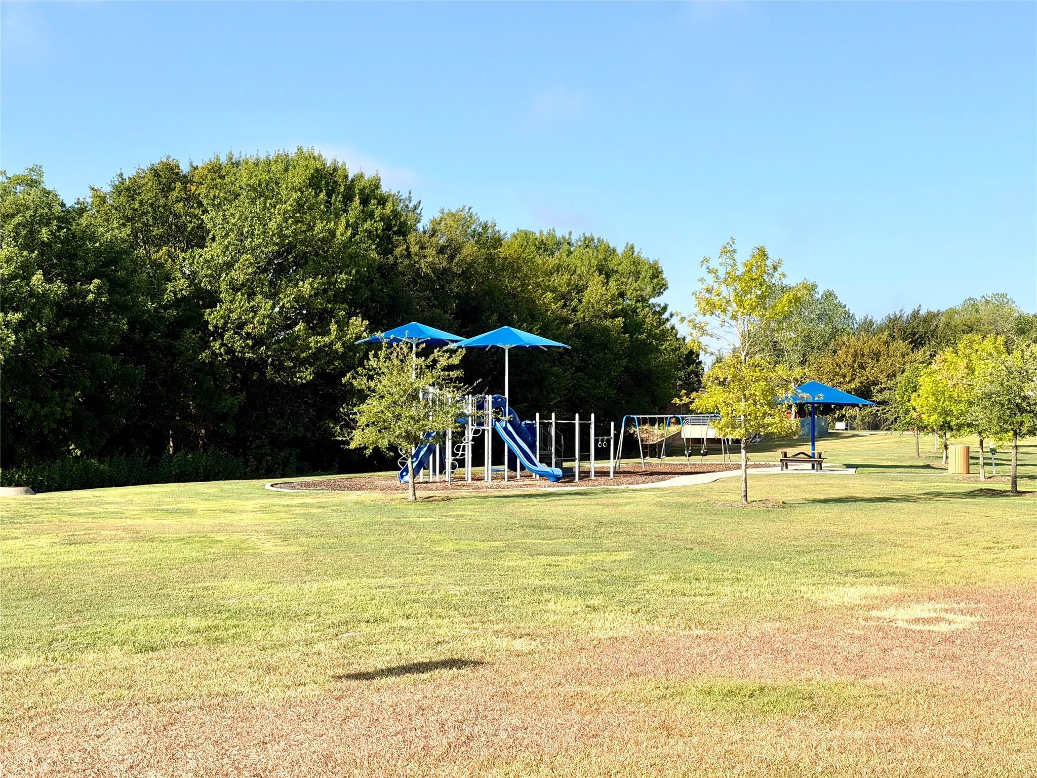 main property photo 7