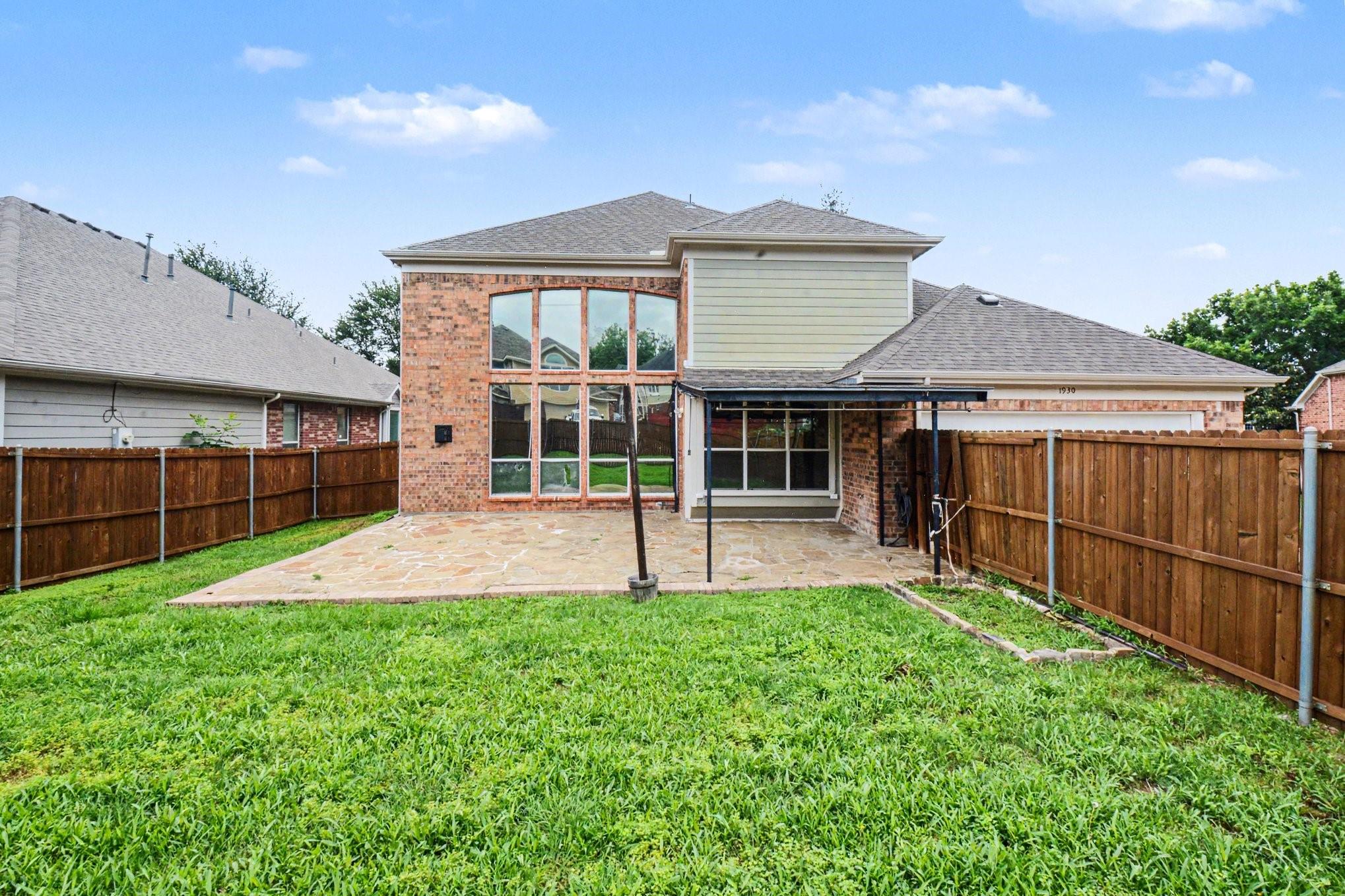 main property photo 37