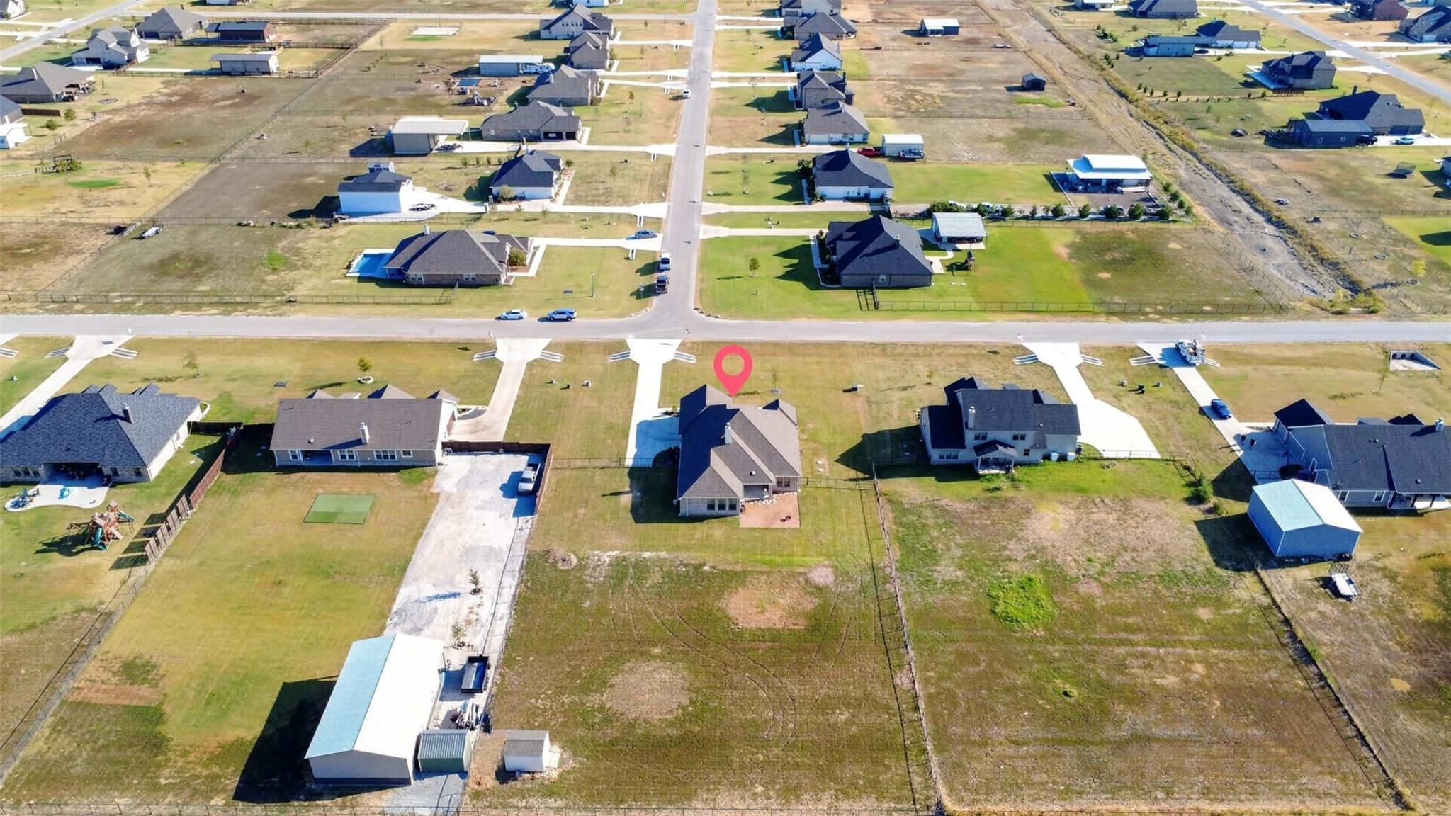 main property photo 36