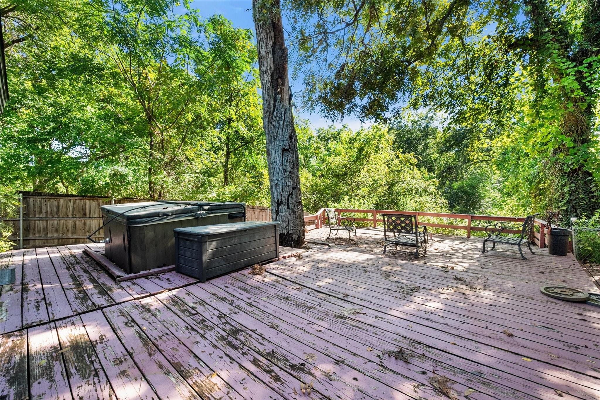 main property photo 34