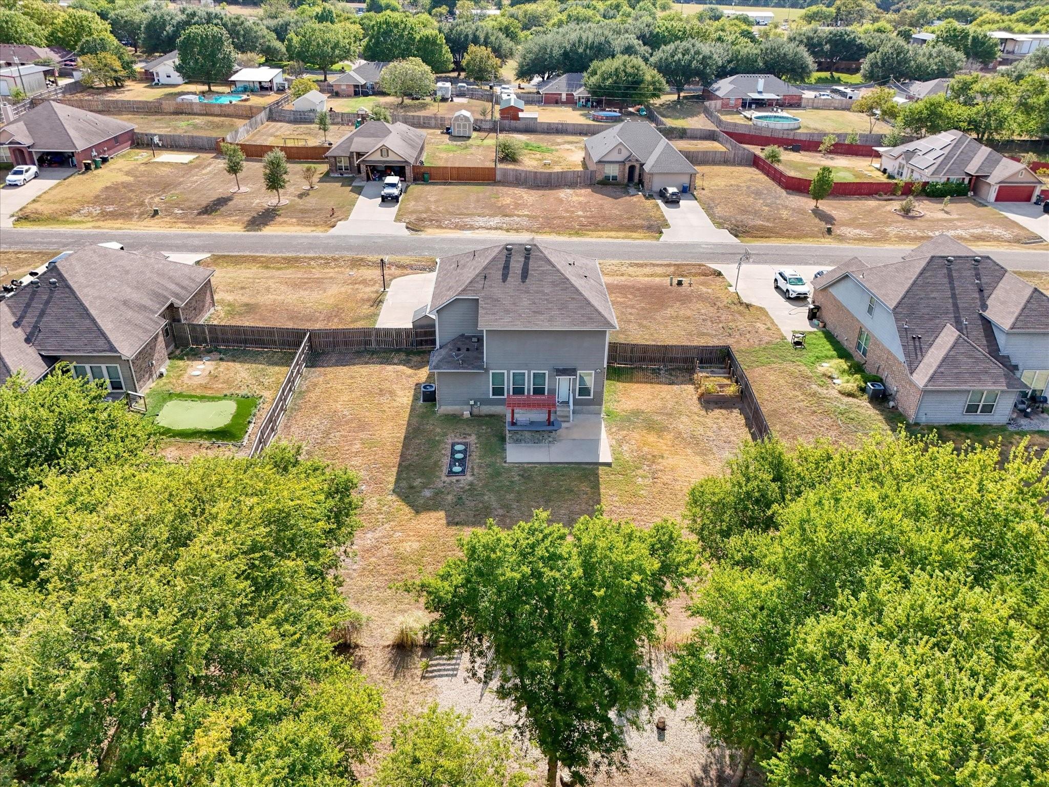 main property photo 38