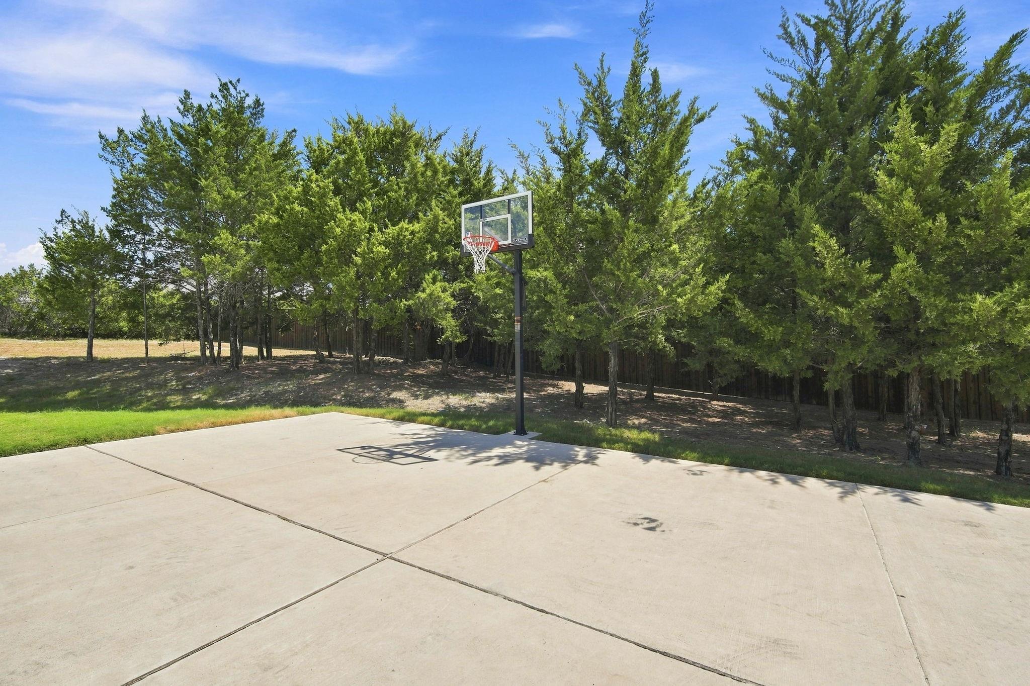 main property photo 21