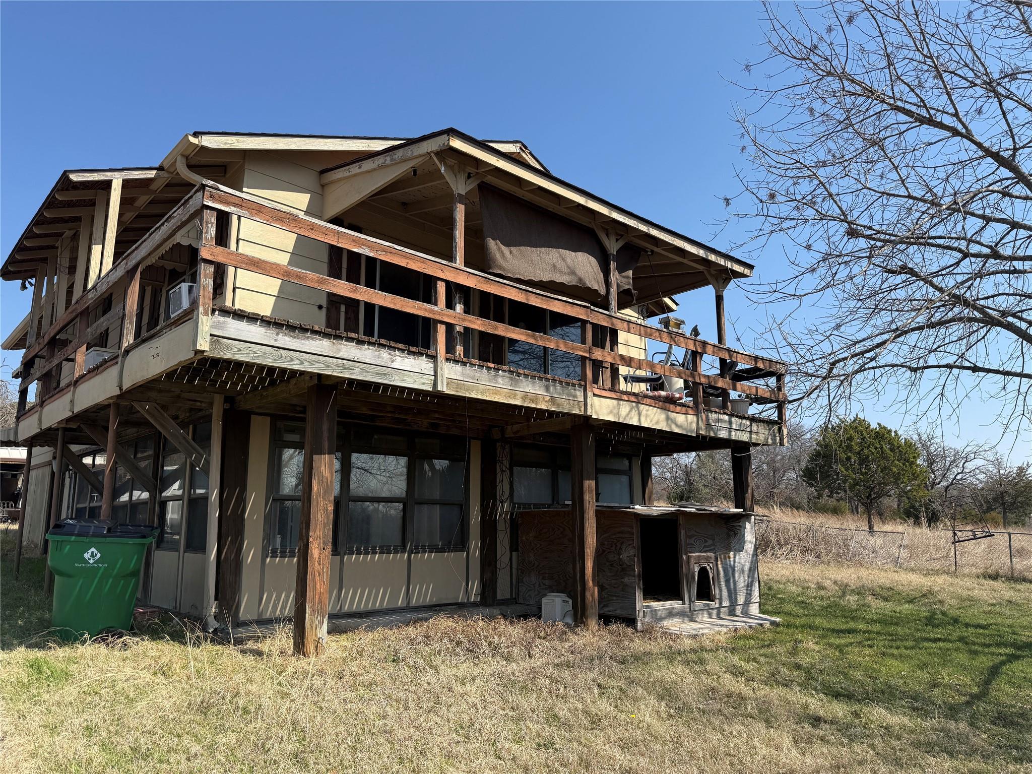 main property photo 3