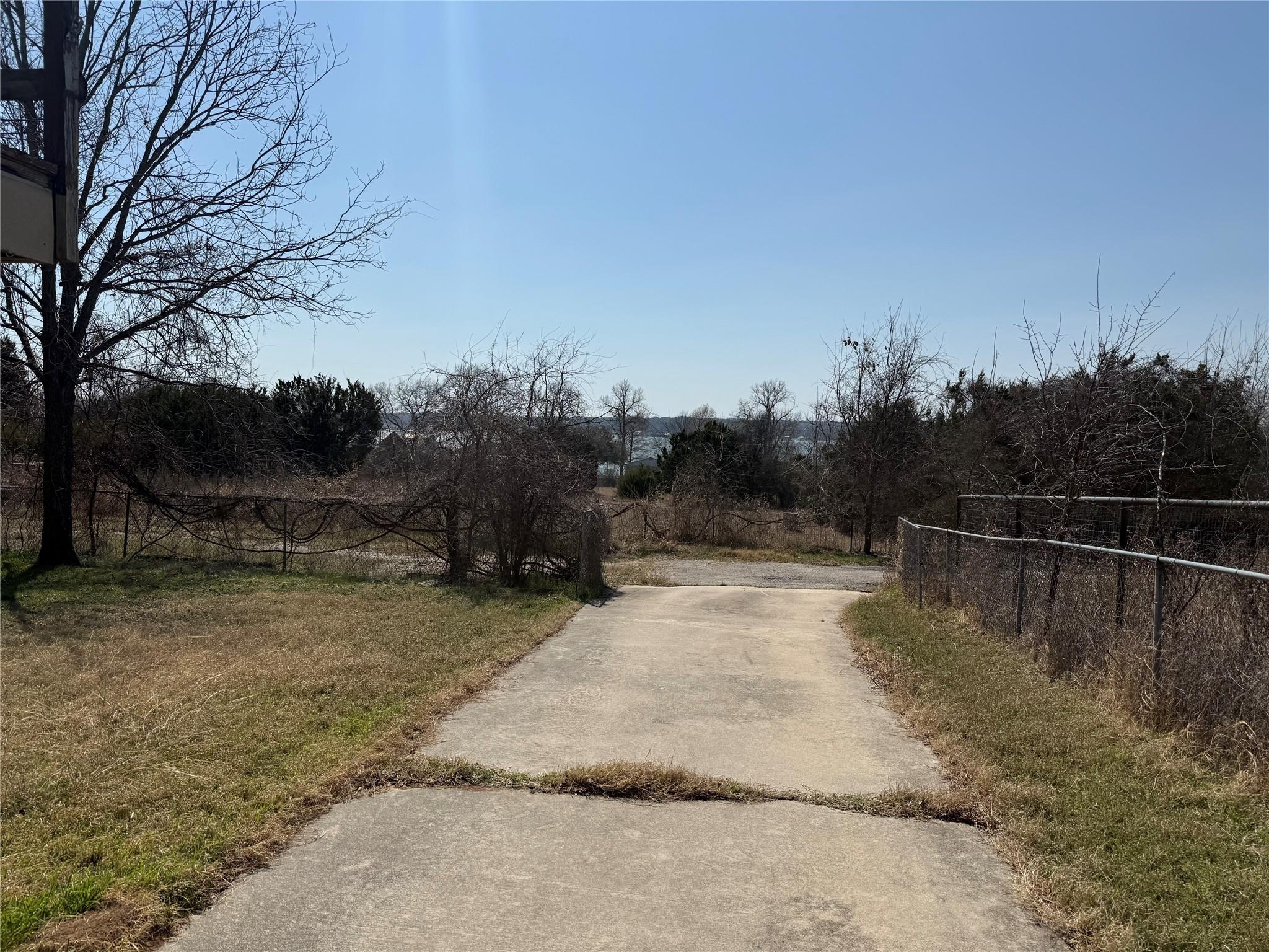 main property photo 6