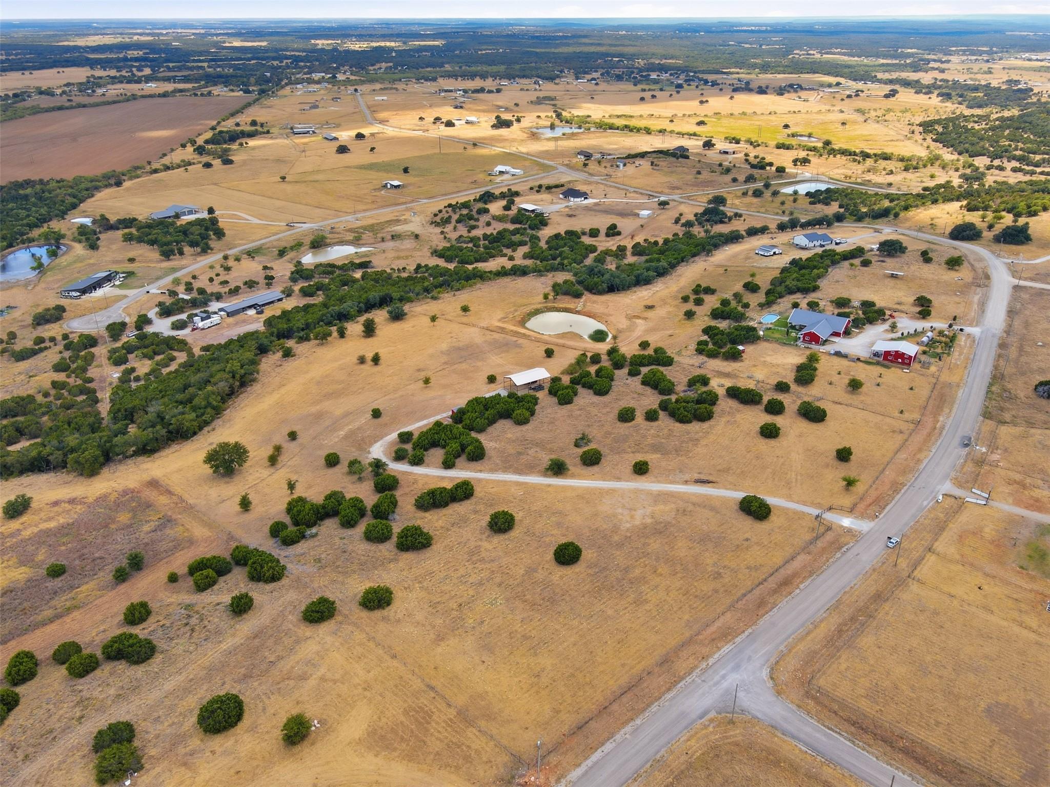 main property photo 16